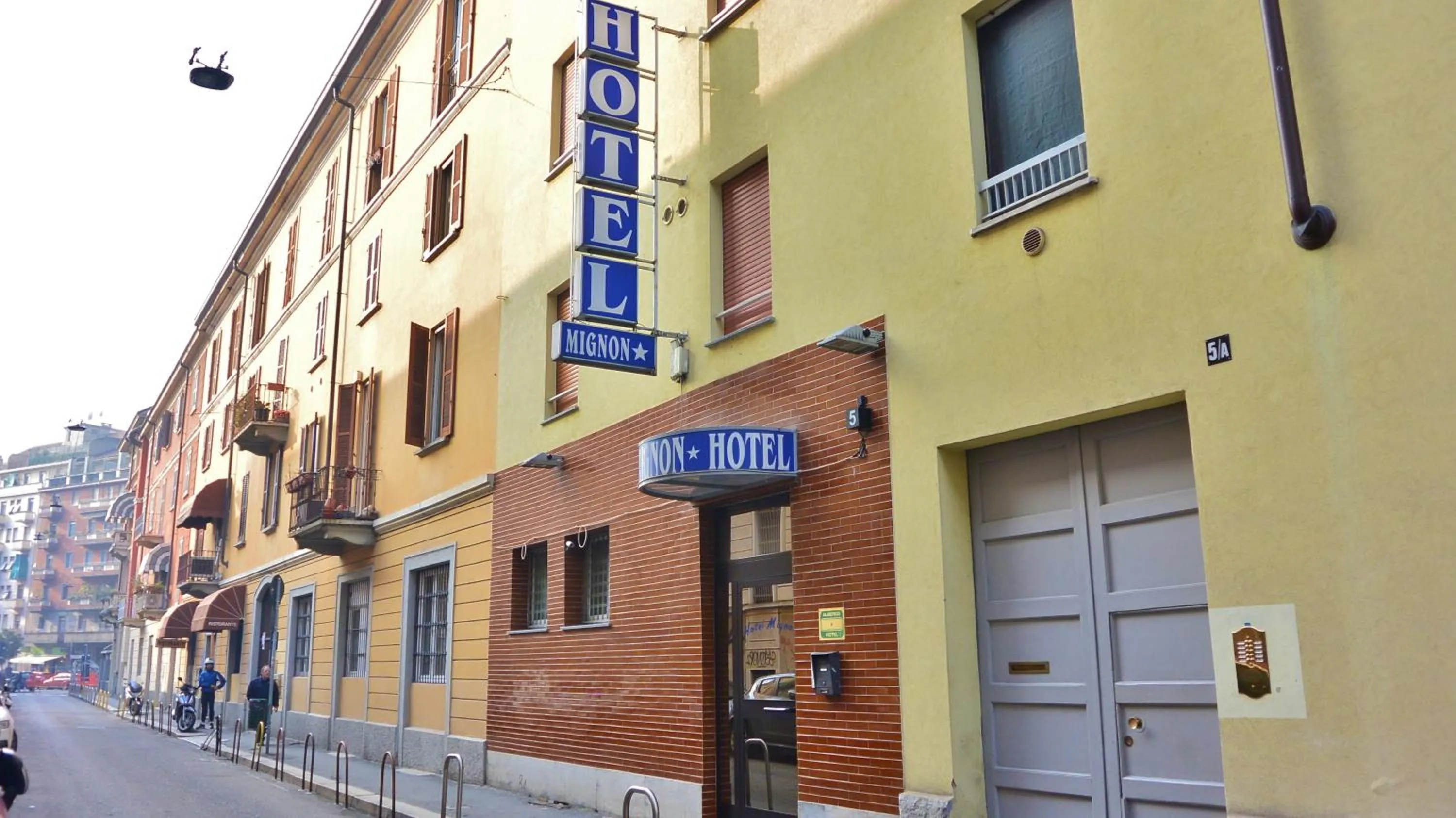Property building in Hotel Mignon