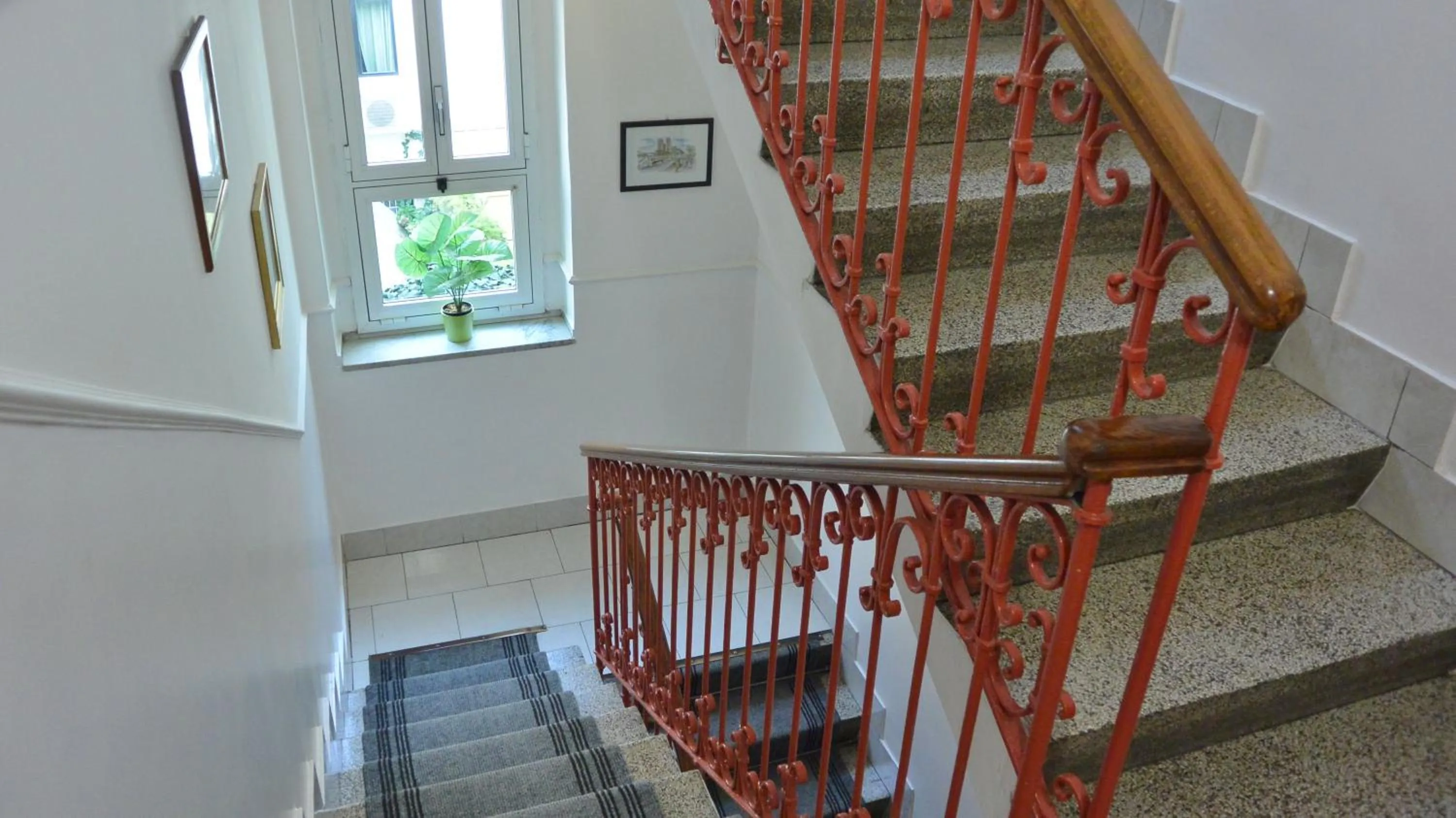 Property building in Hotel Mignon