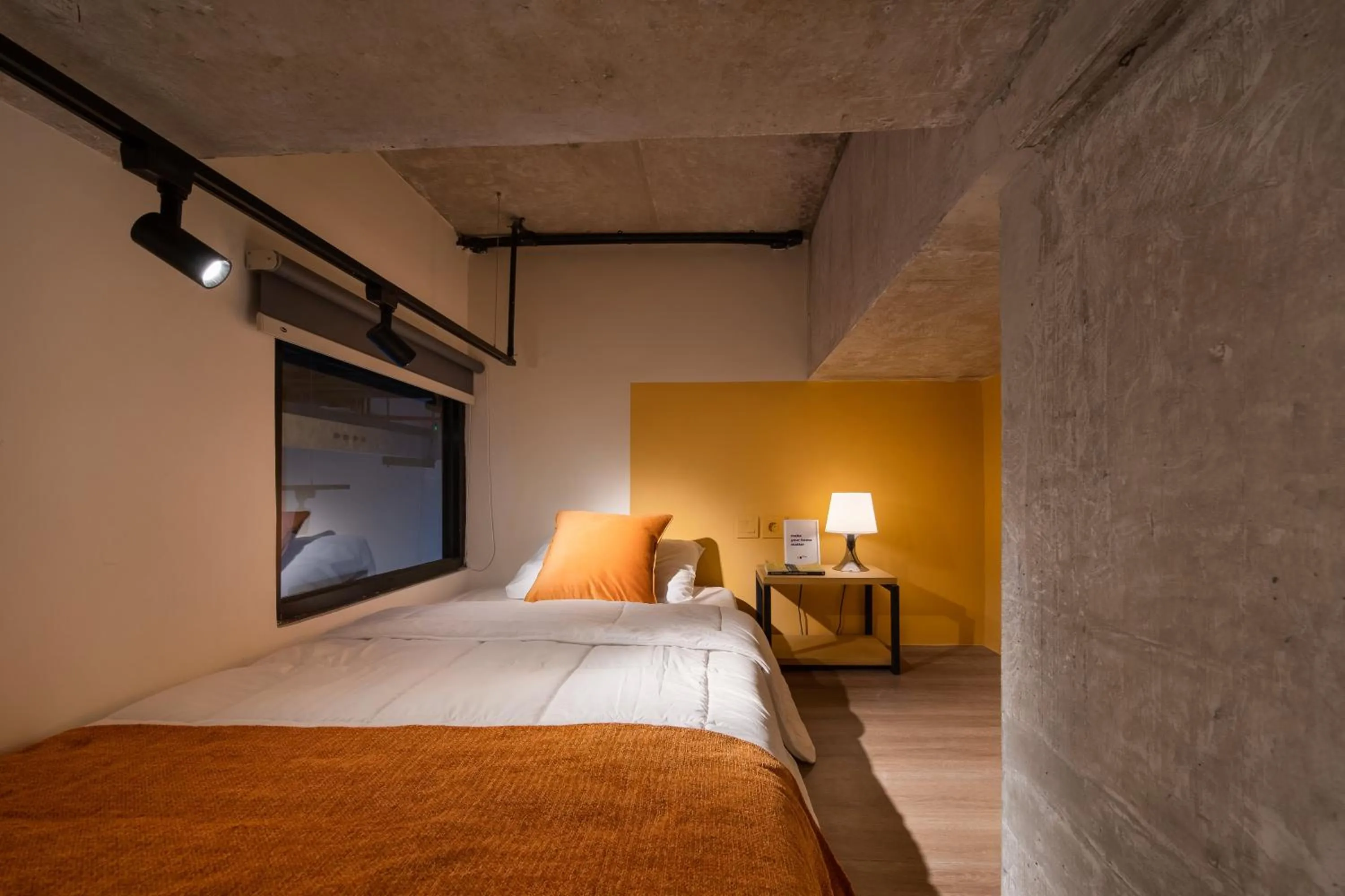 Bedroom, Bed in Cove Hillcrest