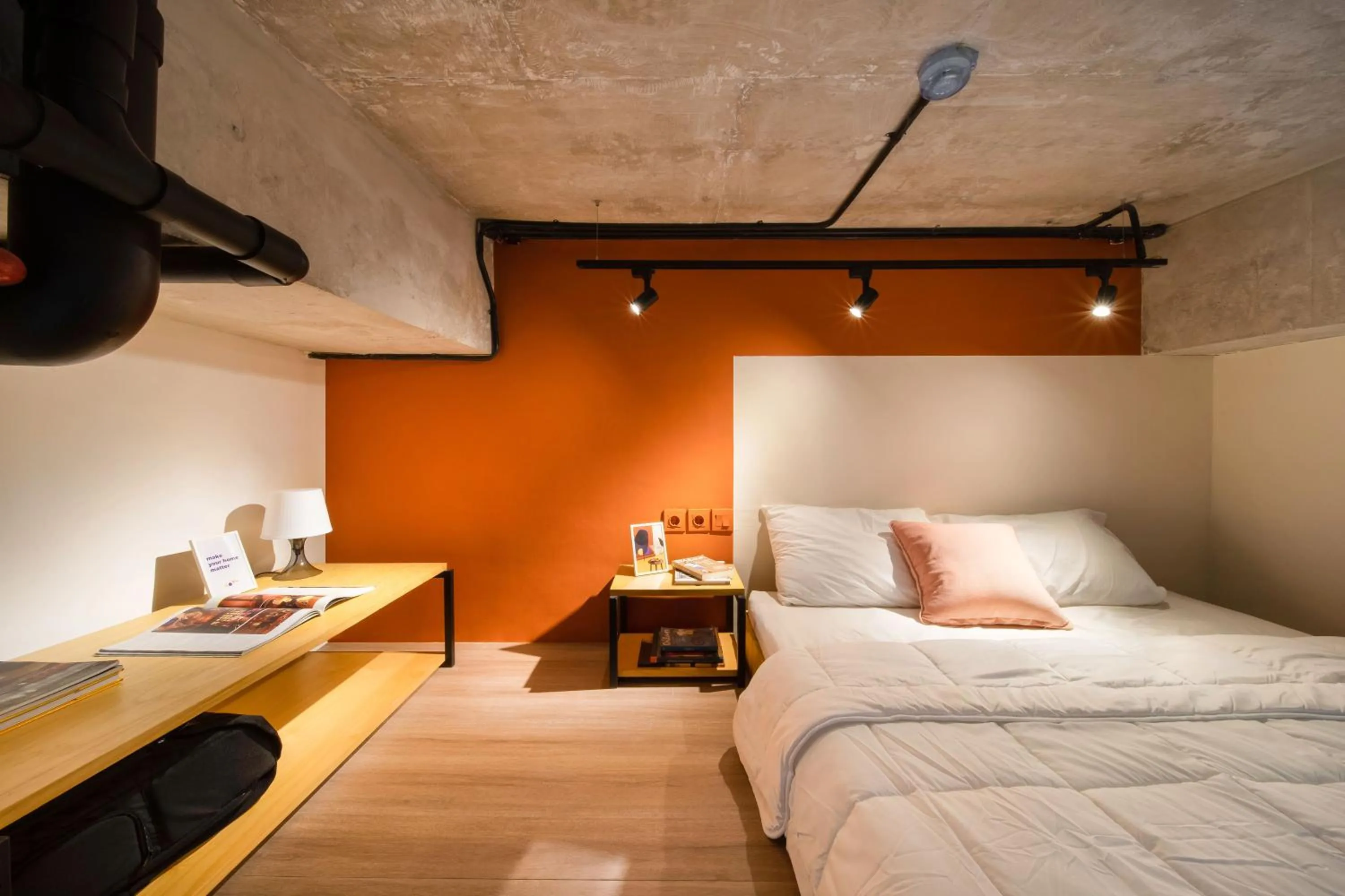 Bedroom, Bed in Cove Hillcrest