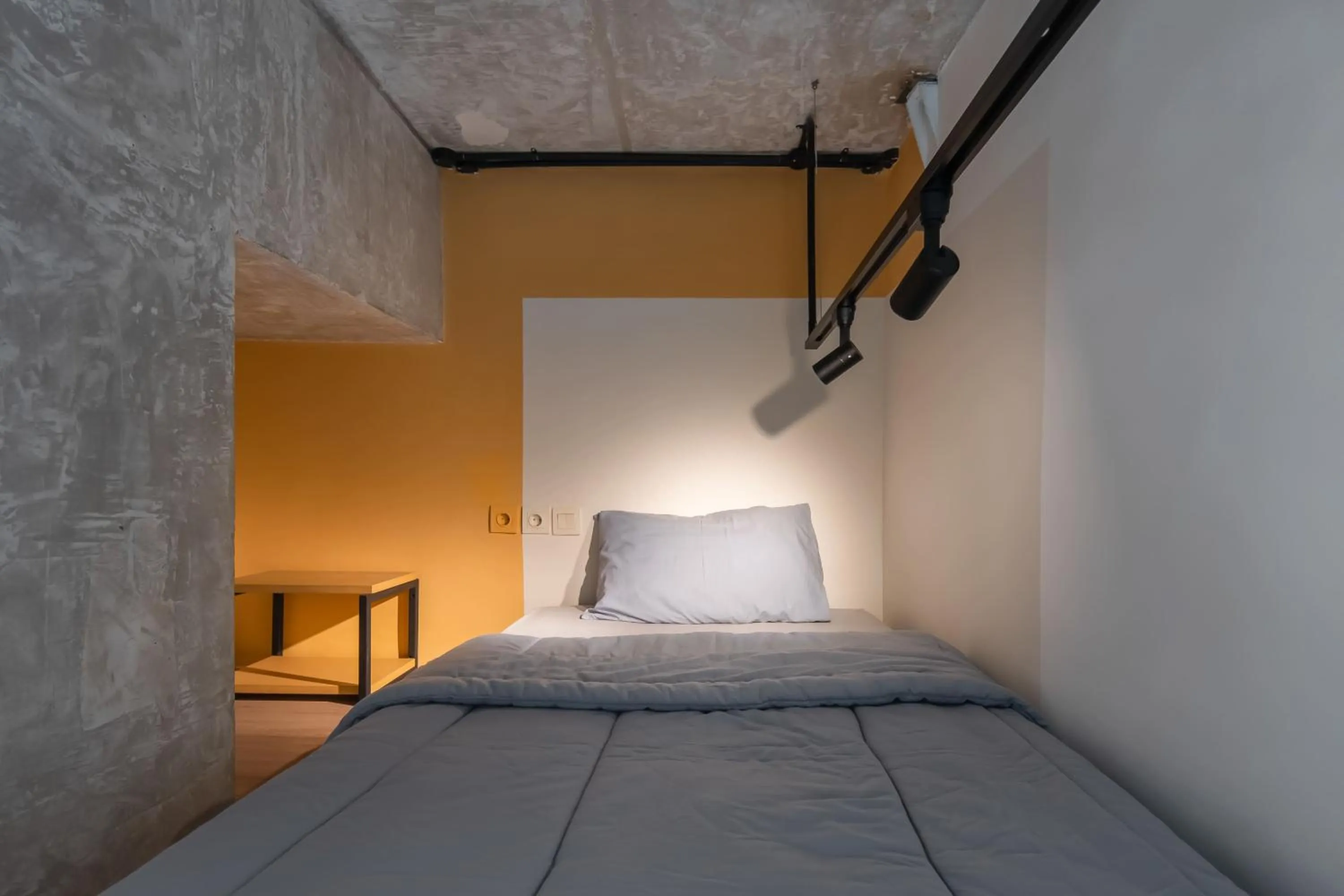 Bed in Cove Hillcrest