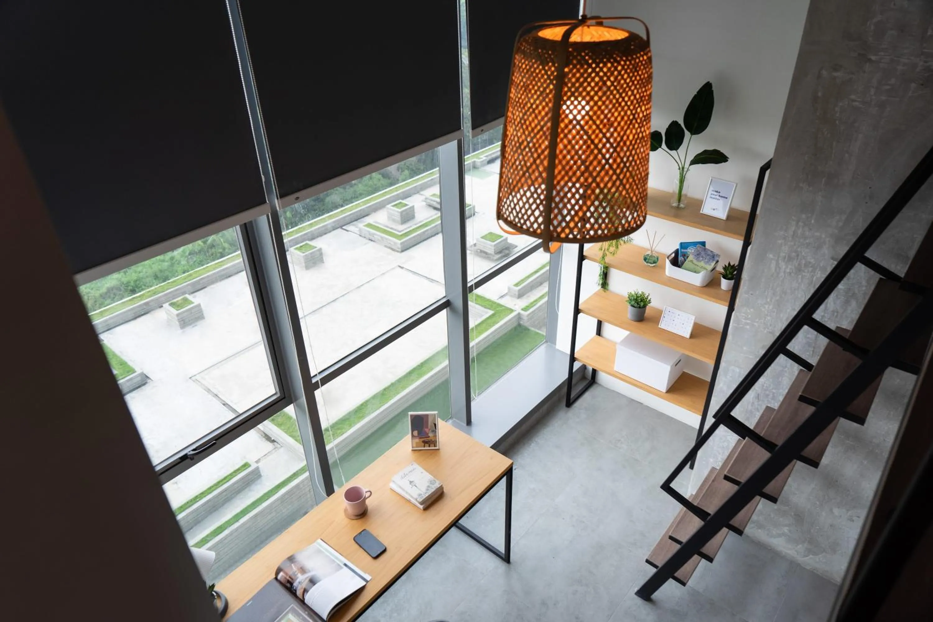 Seating area in Cove Hillcrest