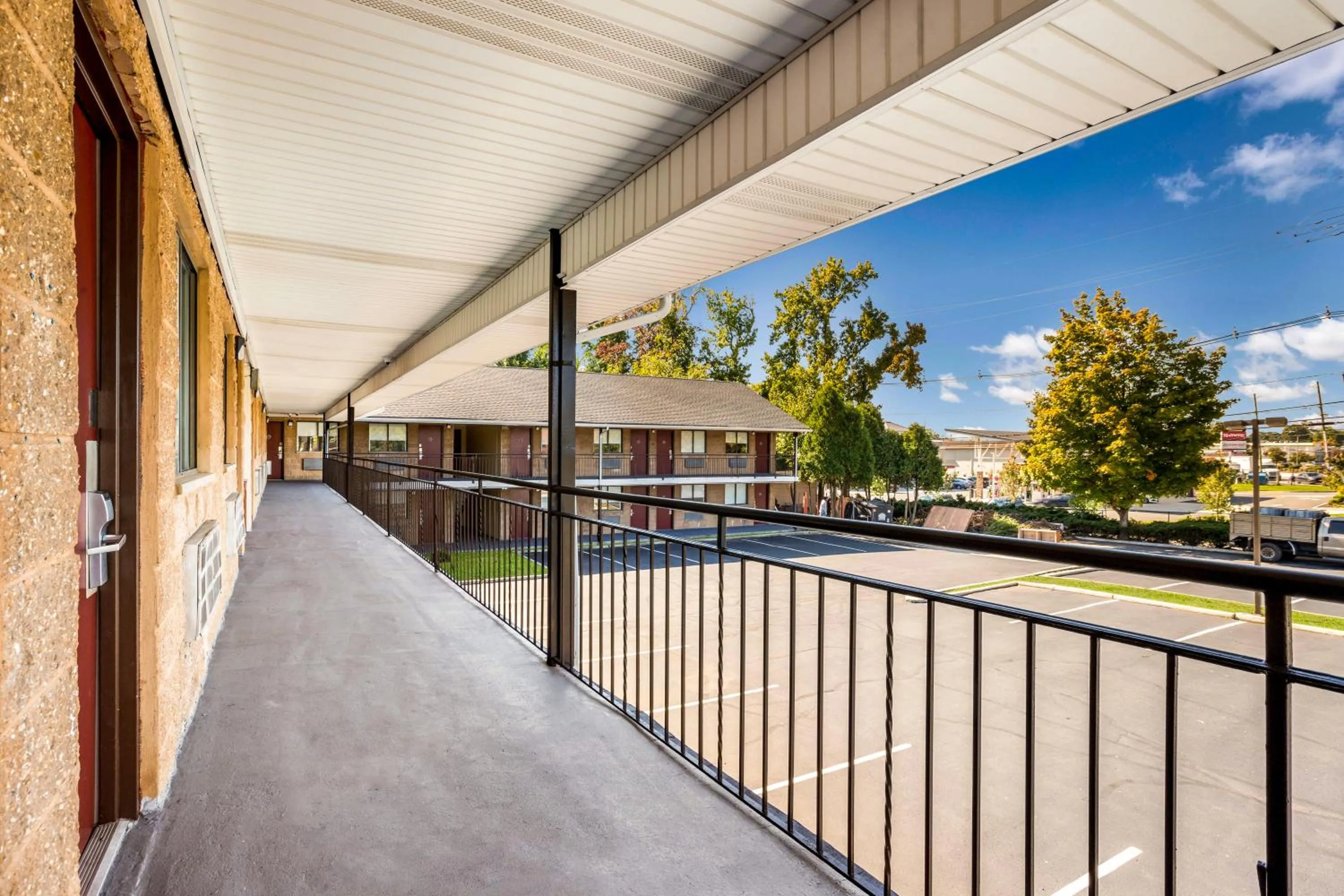 Red Carpet inn Edison