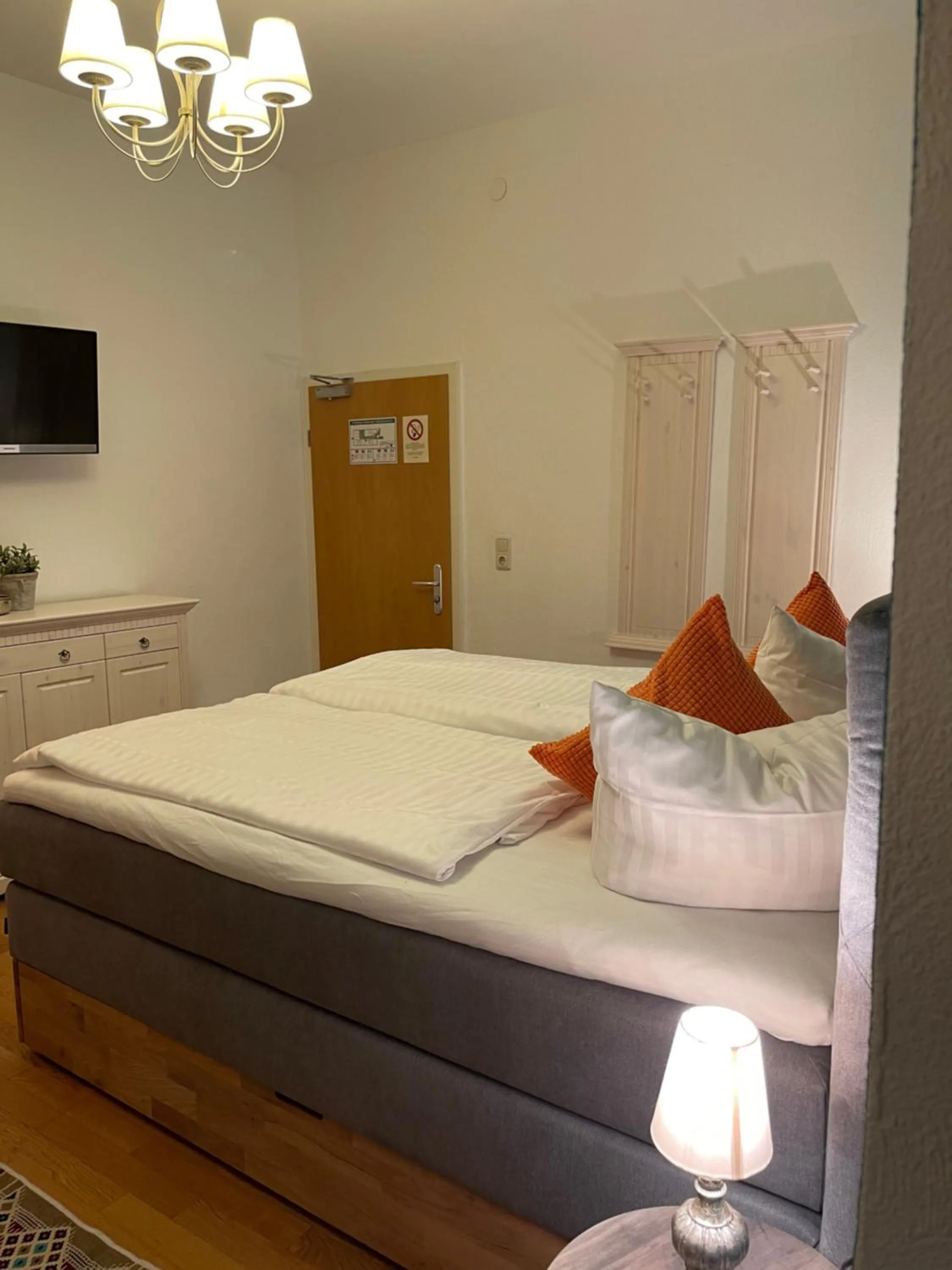 Bed in Hotel und Restaurant Neuhauser