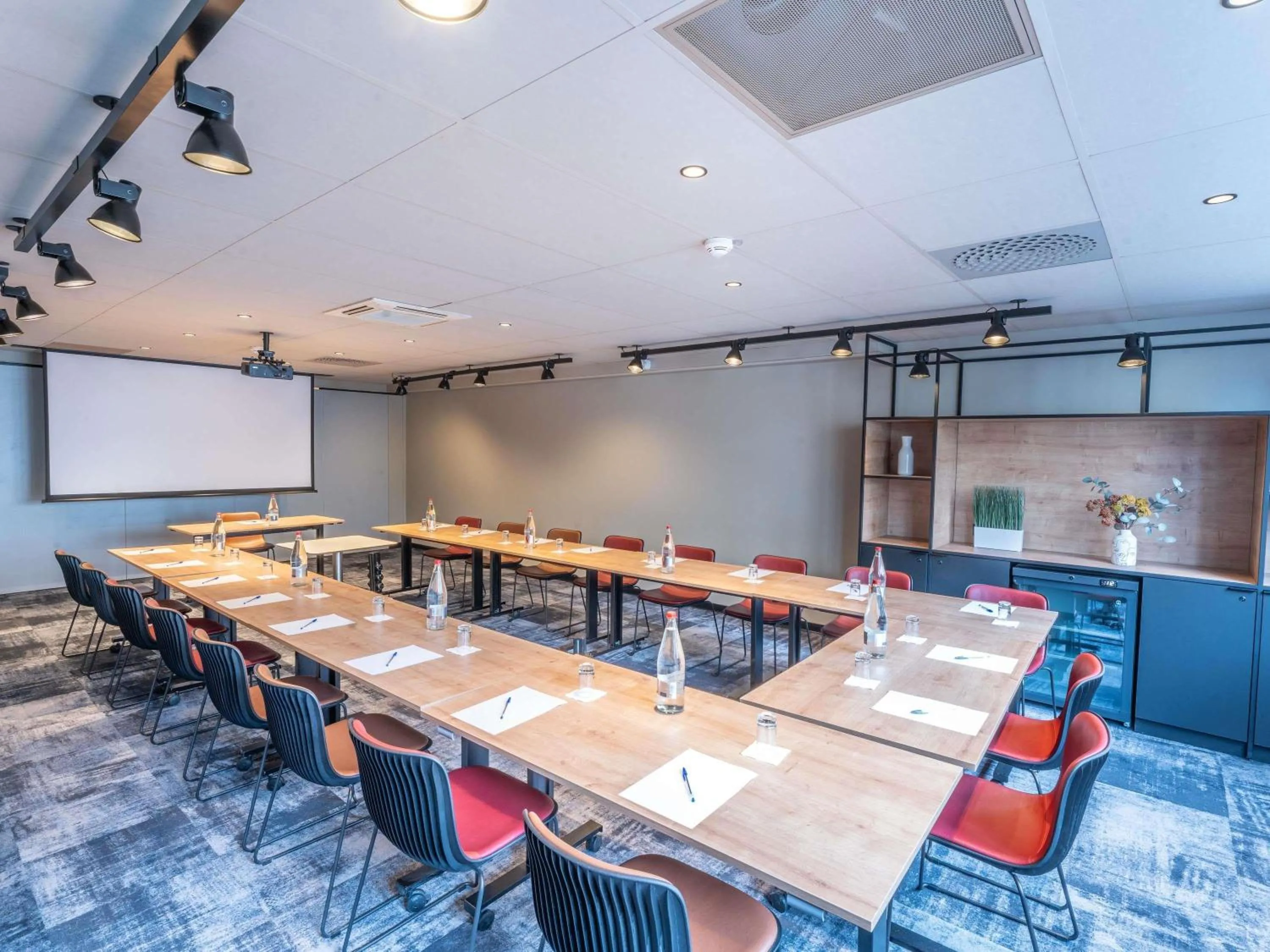 Meeting/conference room in ibis Paris Nord Porte de Saint Ouen