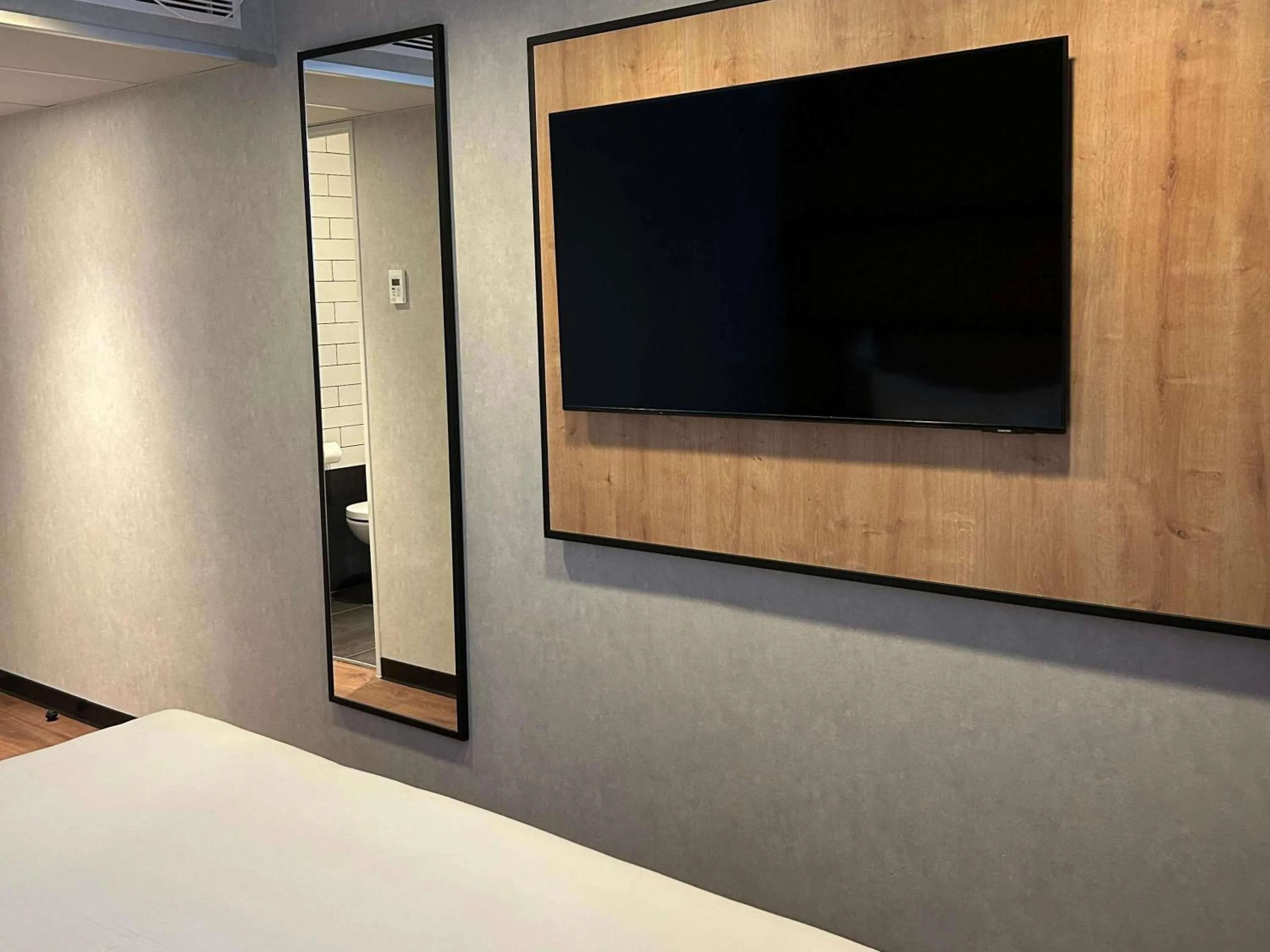 Bedroom, Bed in ibis Paris Nord Porte de Saint Ouen