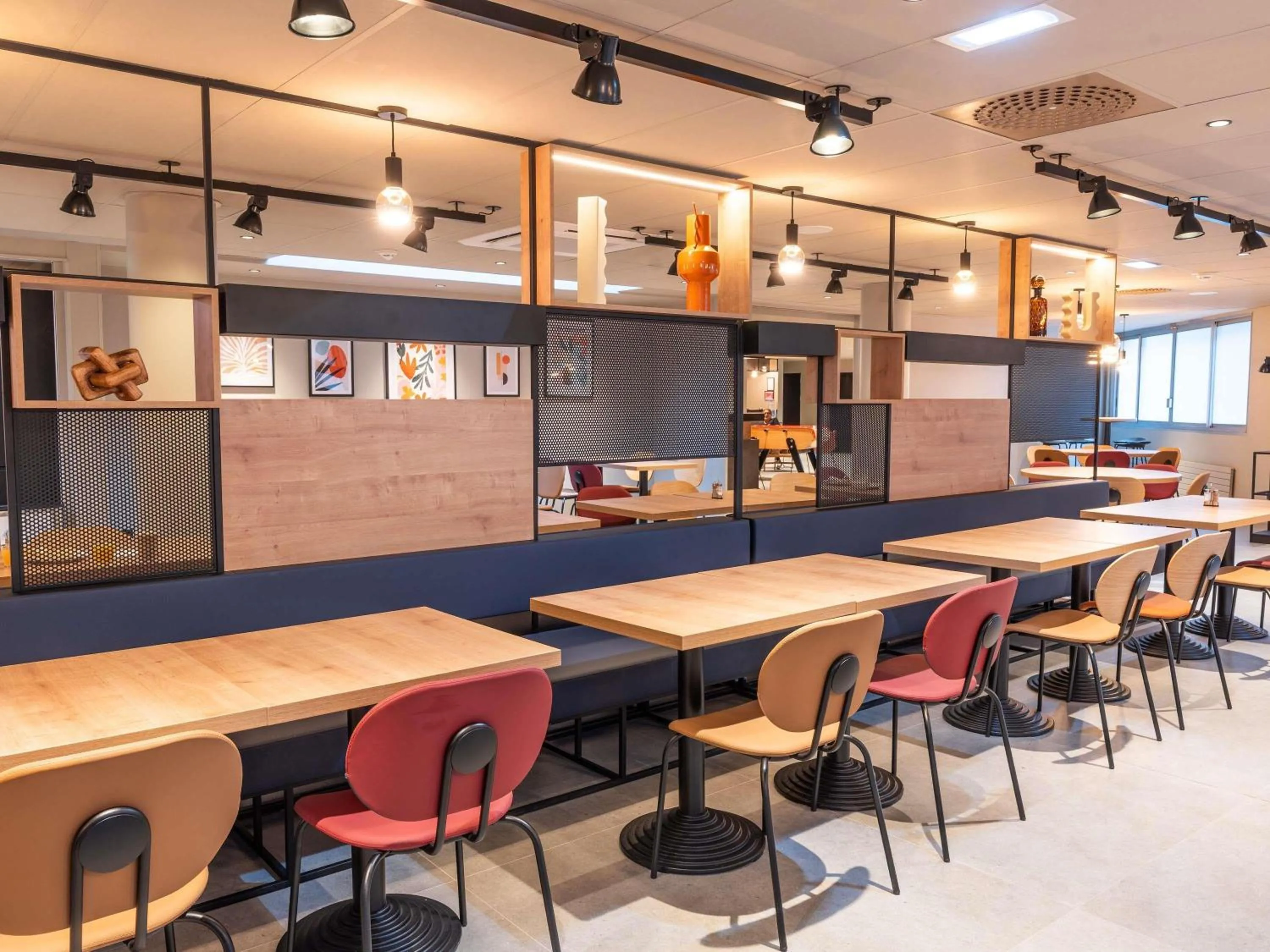 Property building in ibis Paris Nord Porte de Saint Ouen