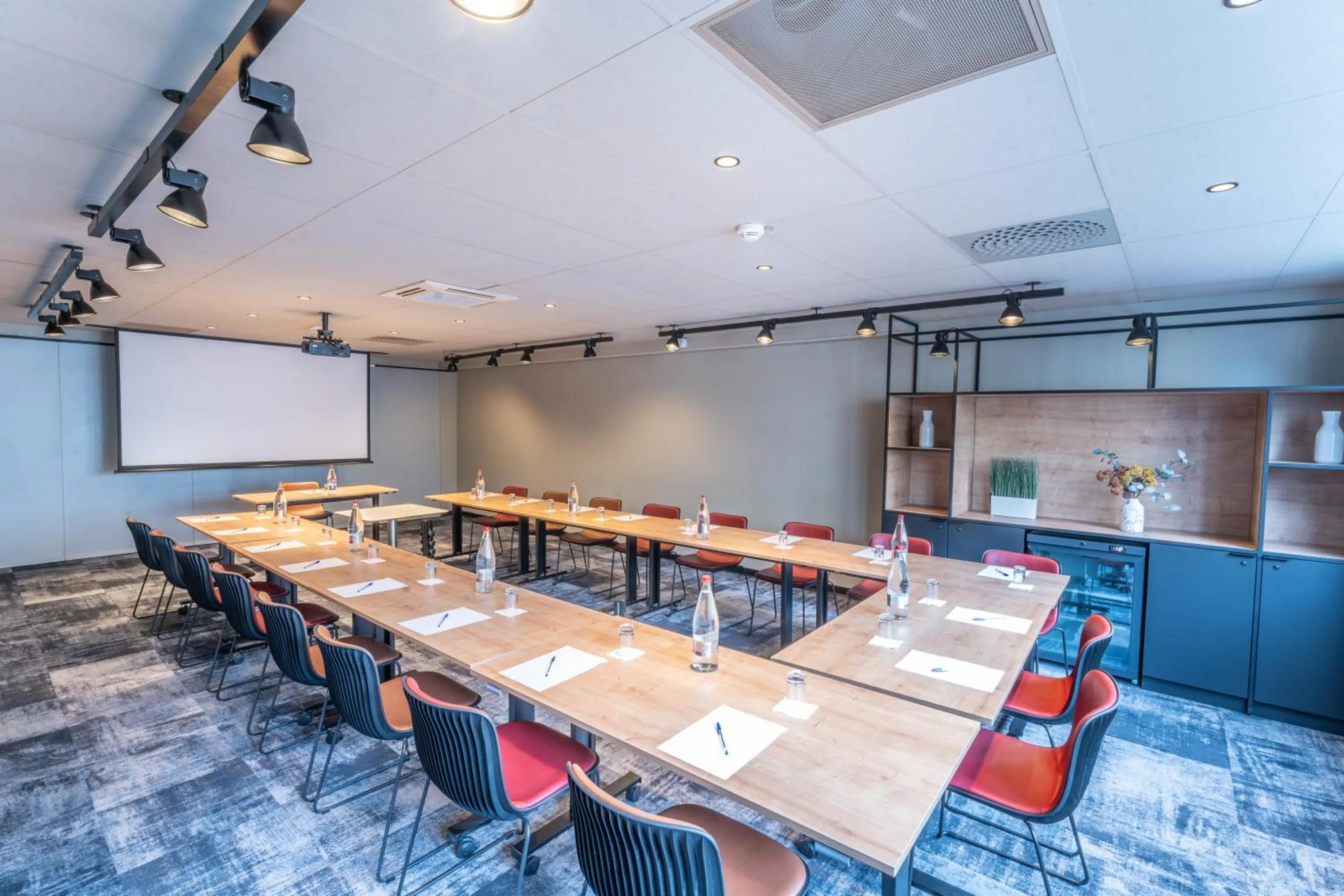 Meeting/conference room in ibis Paris Nord Porte de Saint Ouen