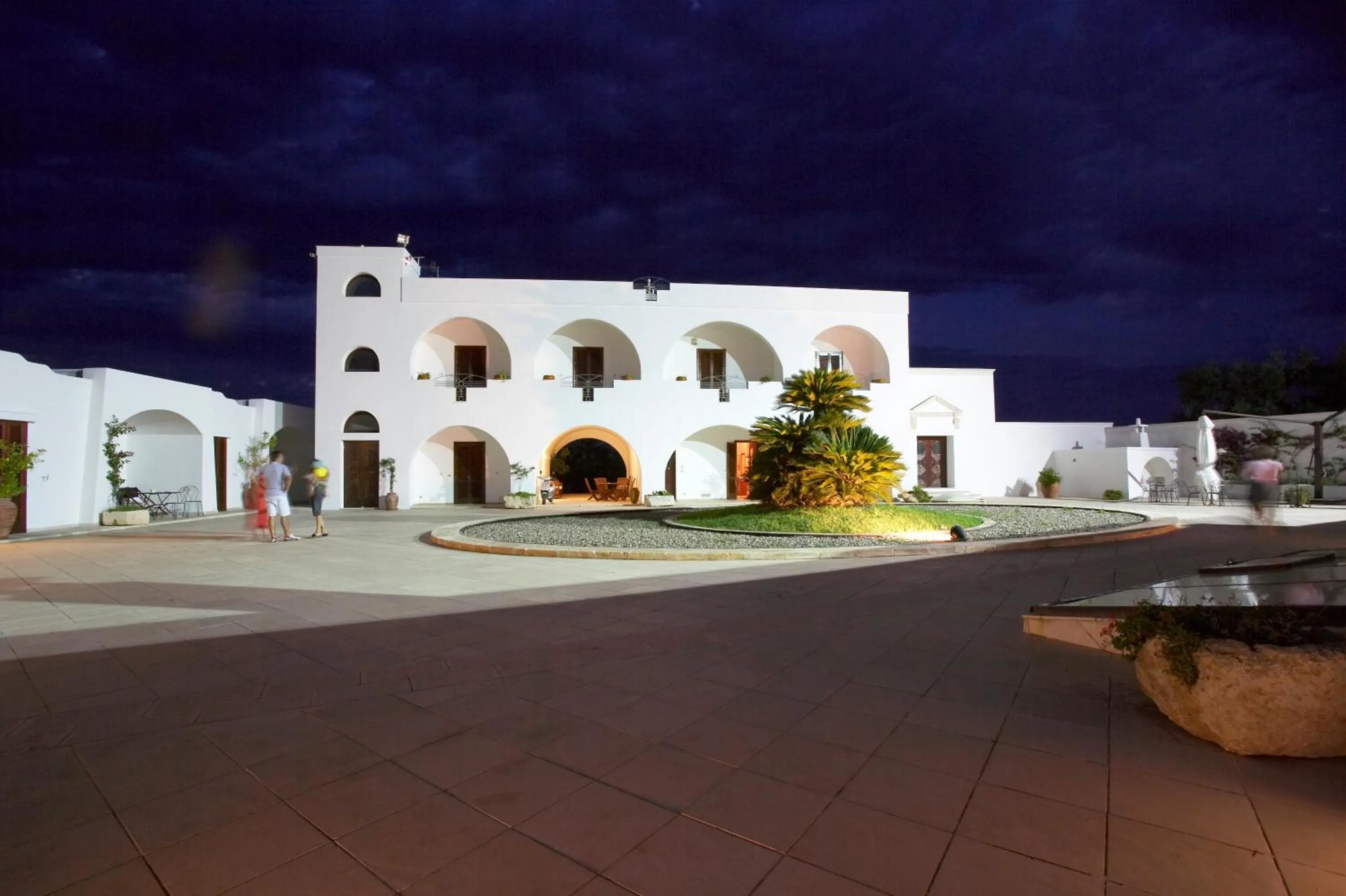 Facade/entrance in Hotel Masseria Tutosa