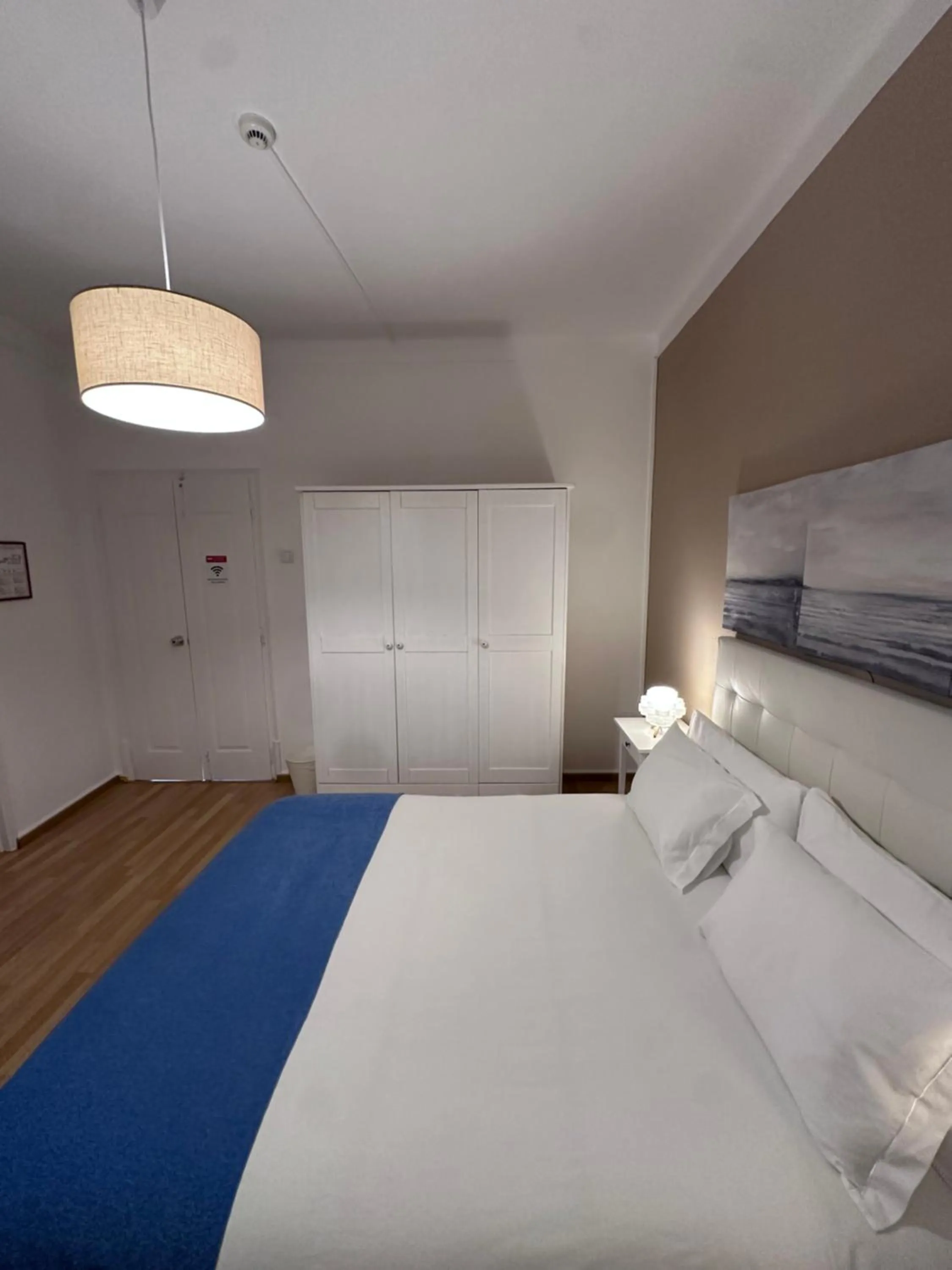 Bed in Arcada House Tavira