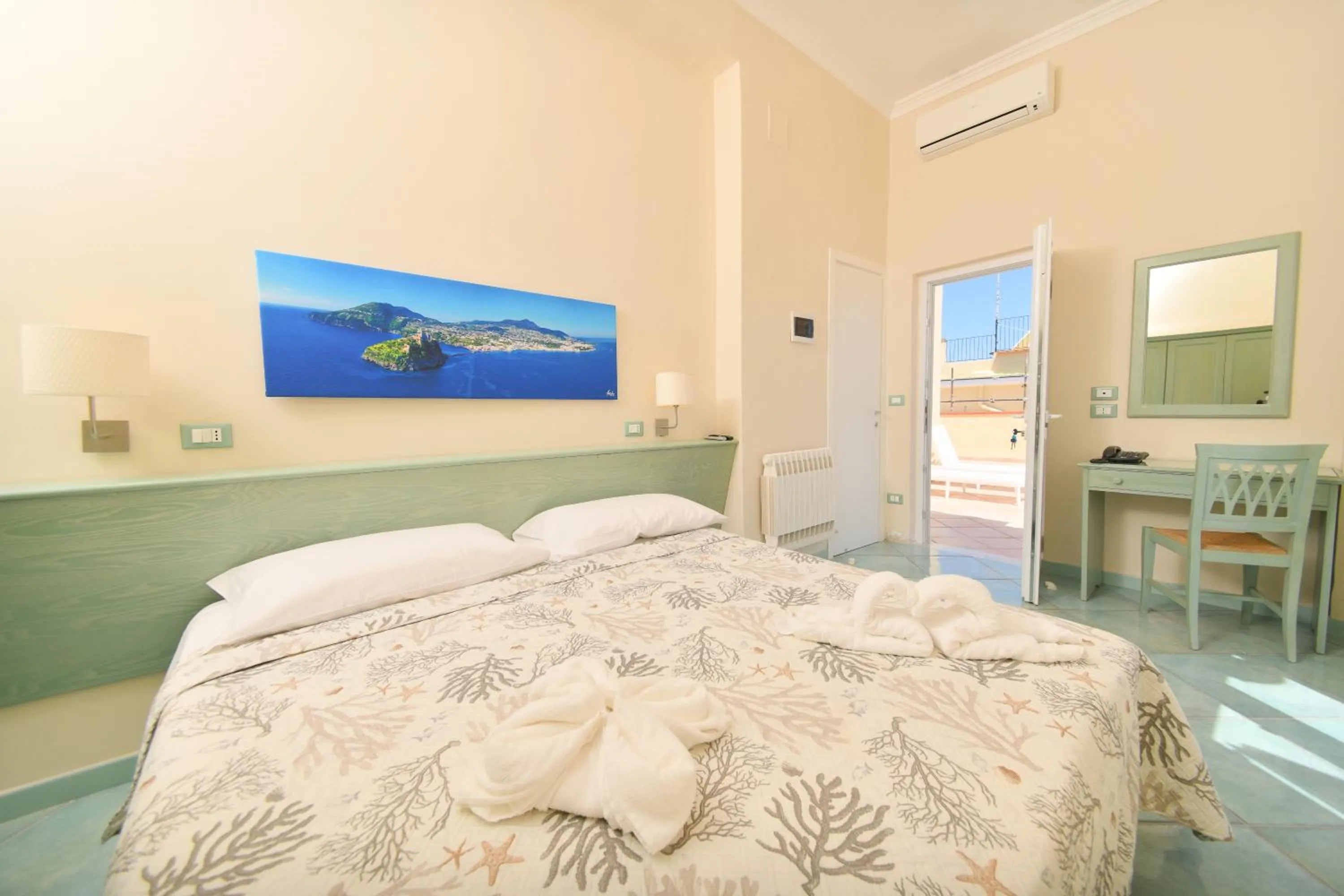 Bedroom, Bed in Albergo Atlantic