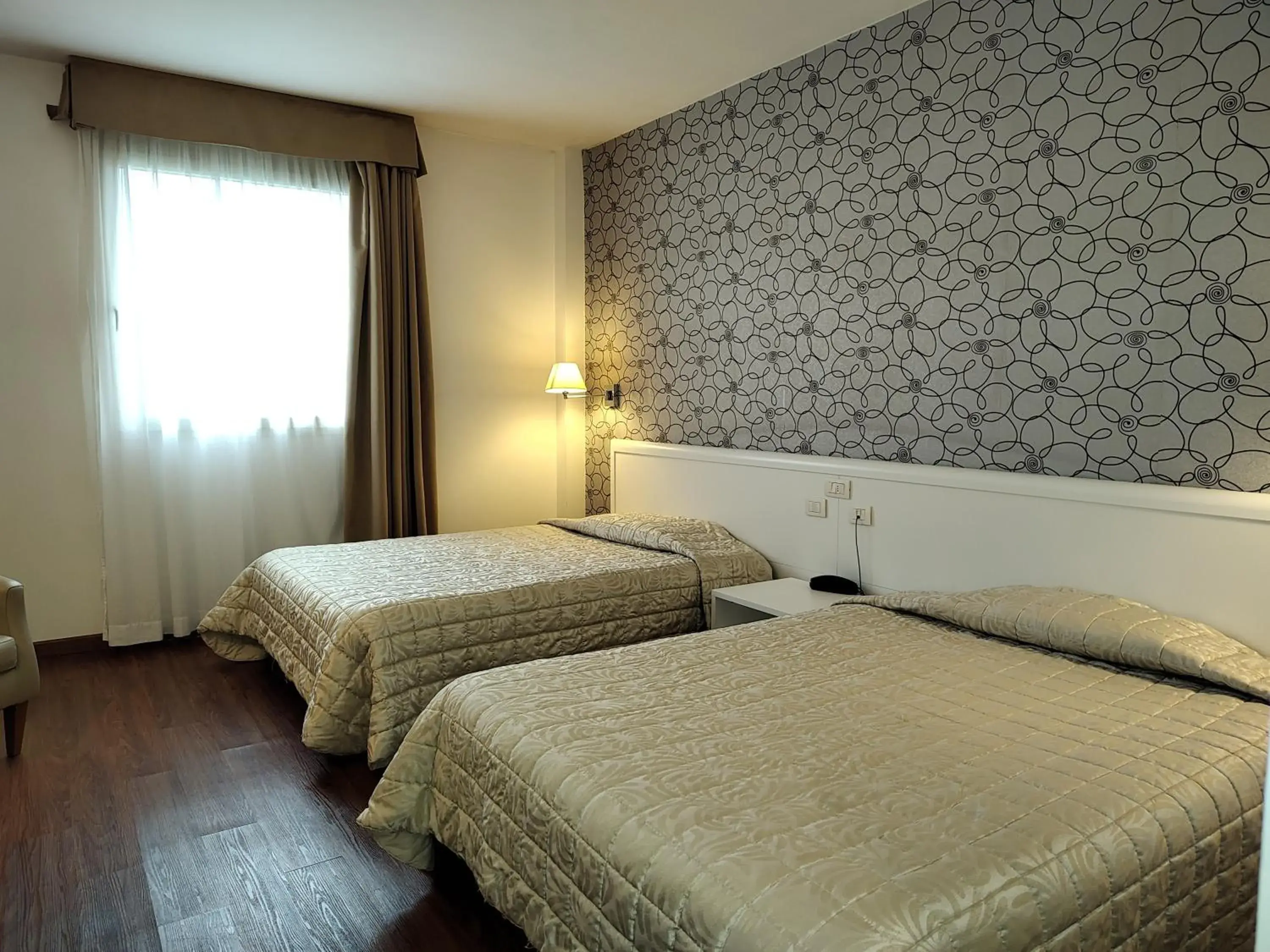 Twin Room in Hotel Datini Twin Room in Hotel Datini