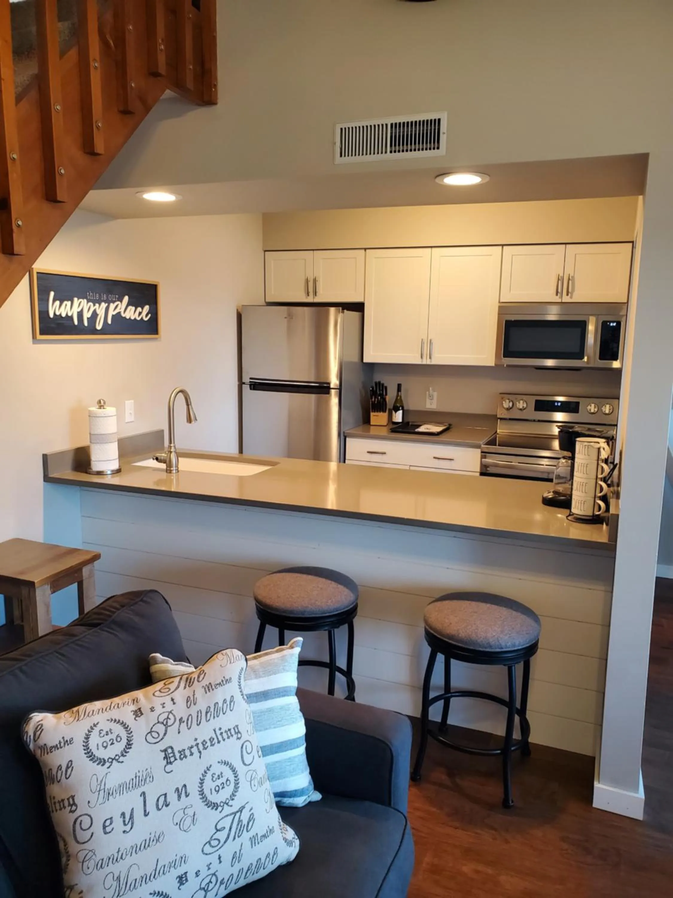 Kitchen or kitchenette in Treehouse Condos - Branson