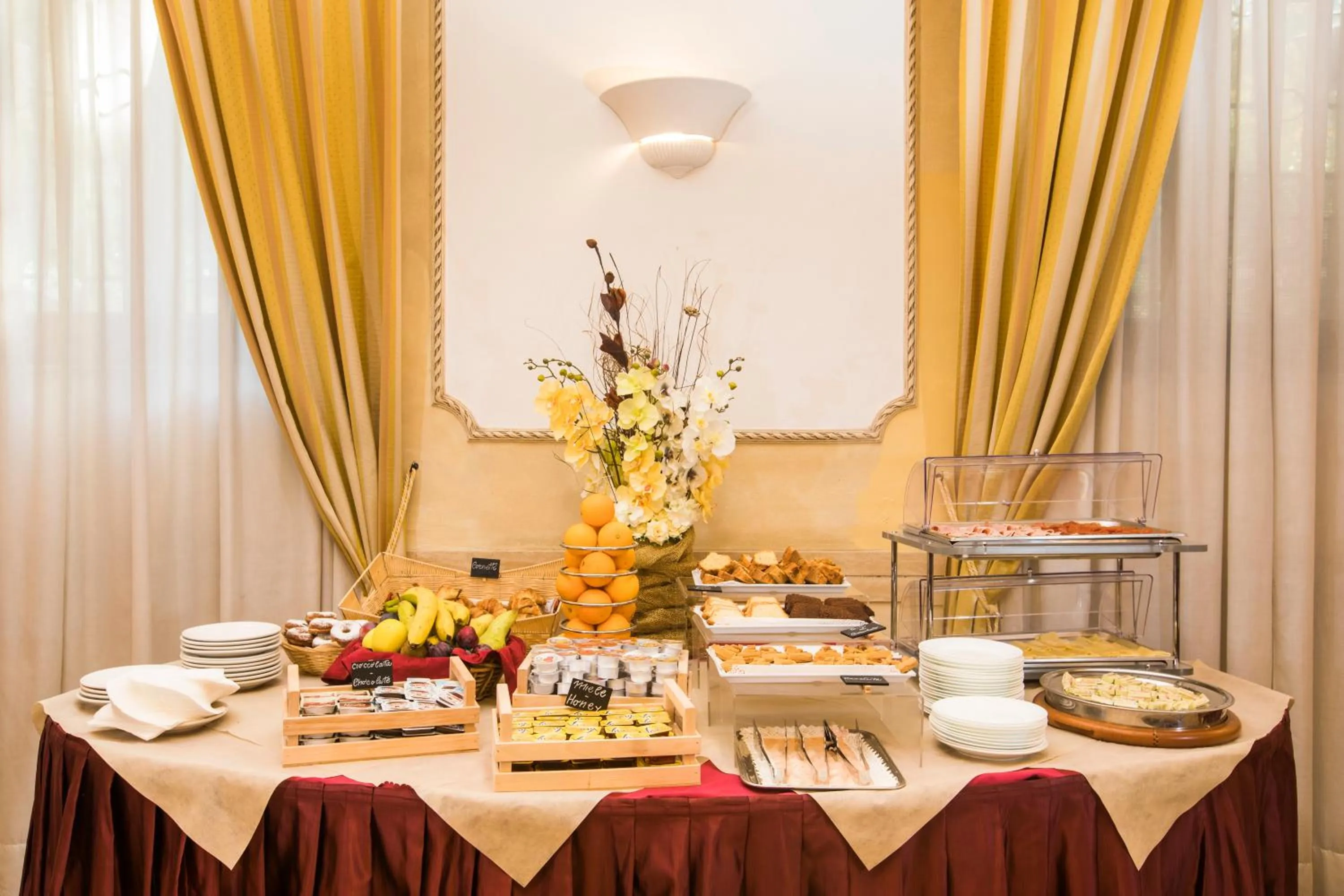 Restaurant/places to eat in Hotel Villa Rosa