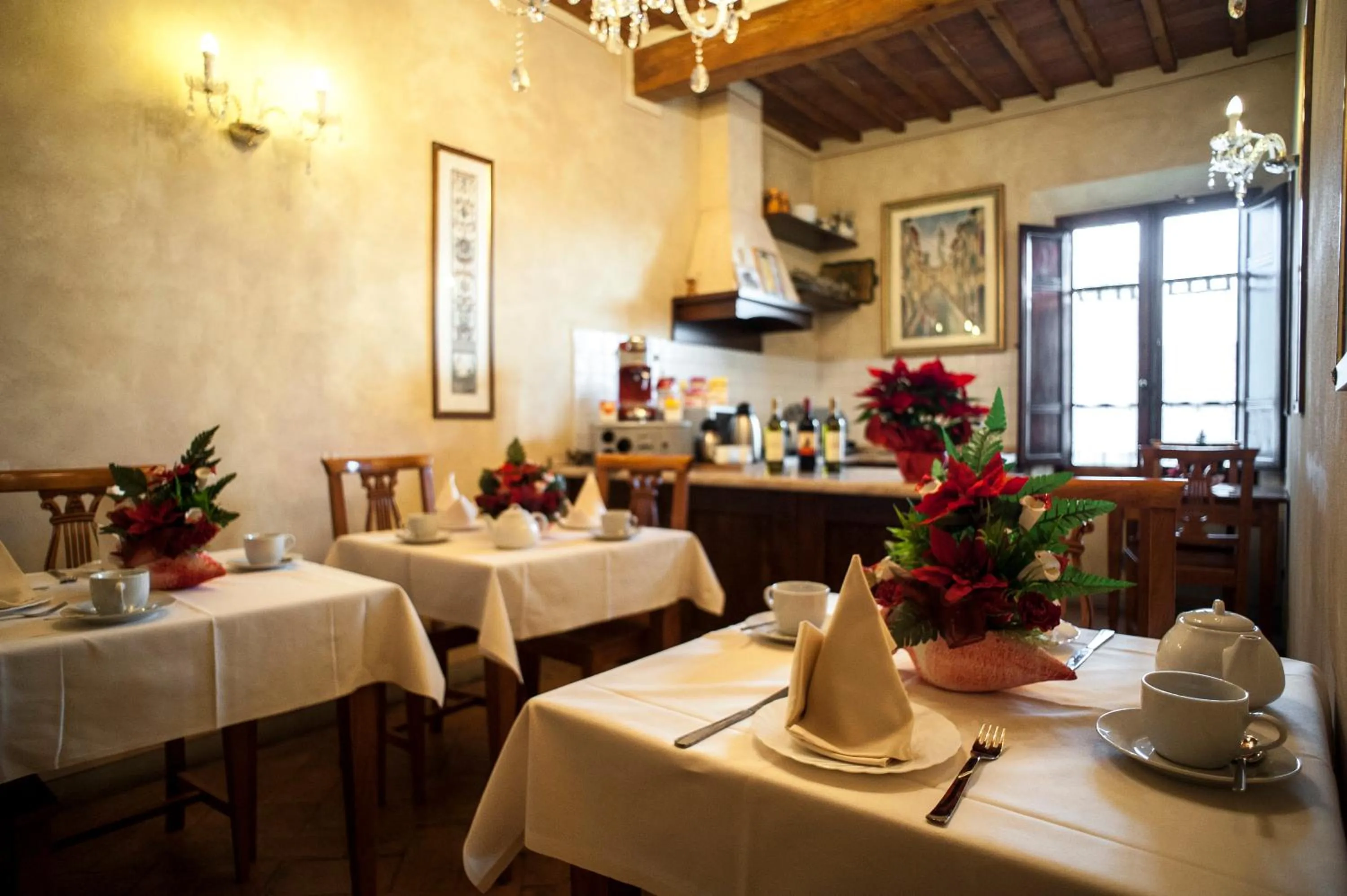 Restaurant/places to eat in B&B Palazzo Al Torrione