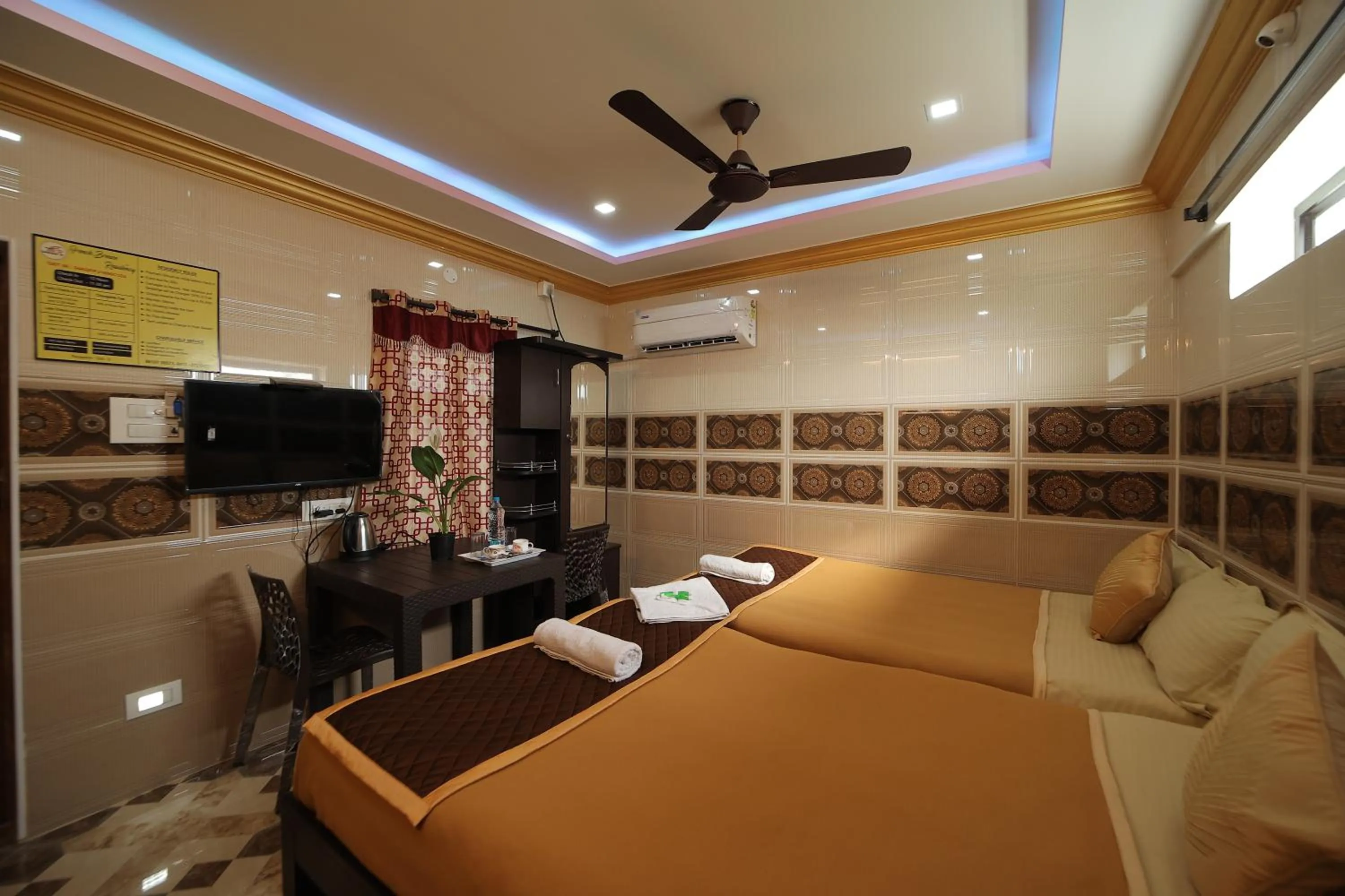 Bedroom, Bed in French Breeze Residency