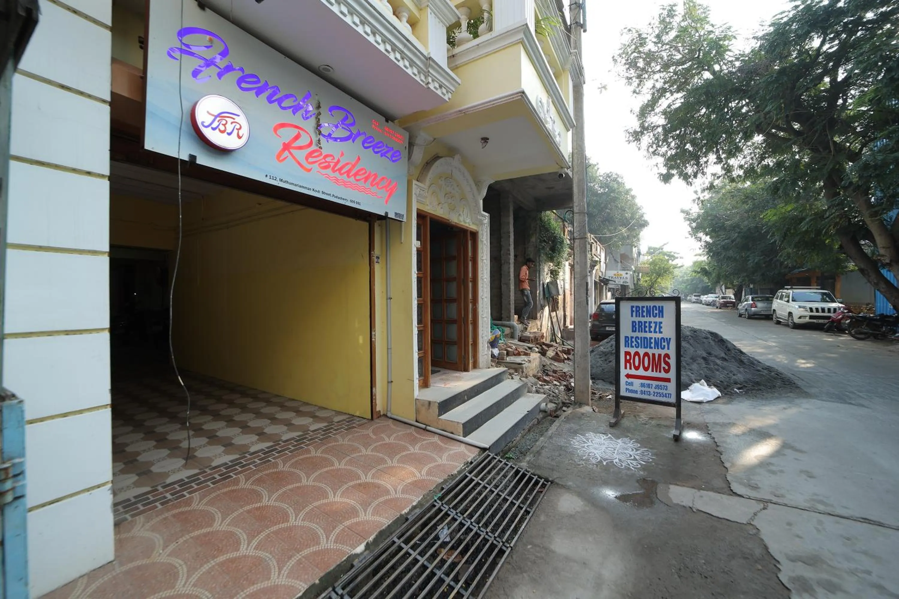 Street view in French Breeze Residency