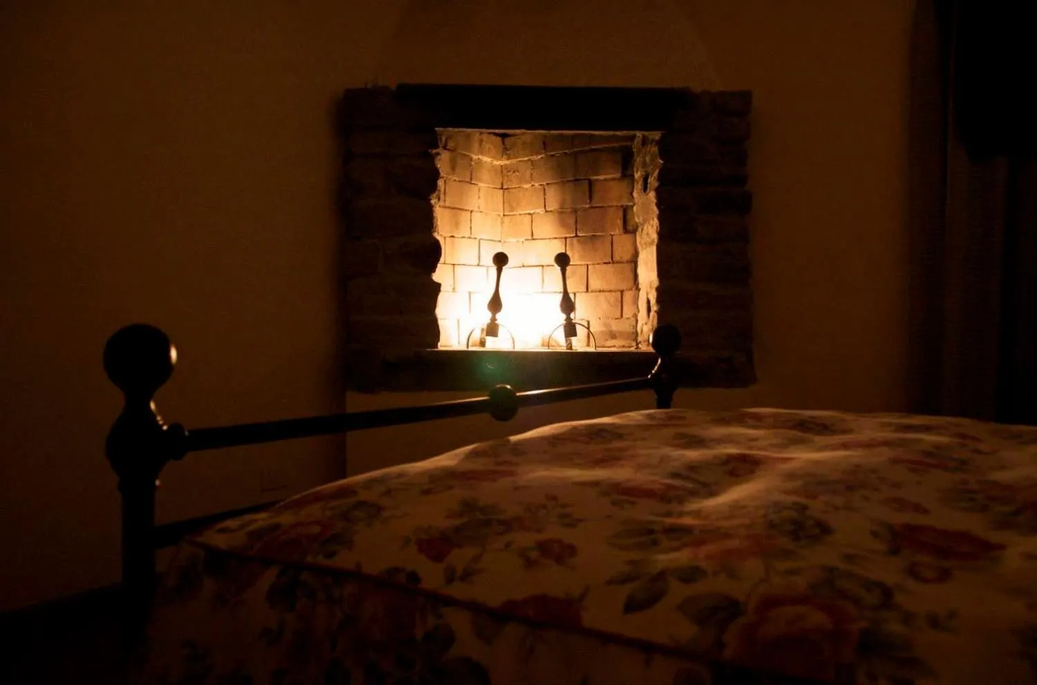 Decorative detail, Bed in Le Casacce Case per Vacanze