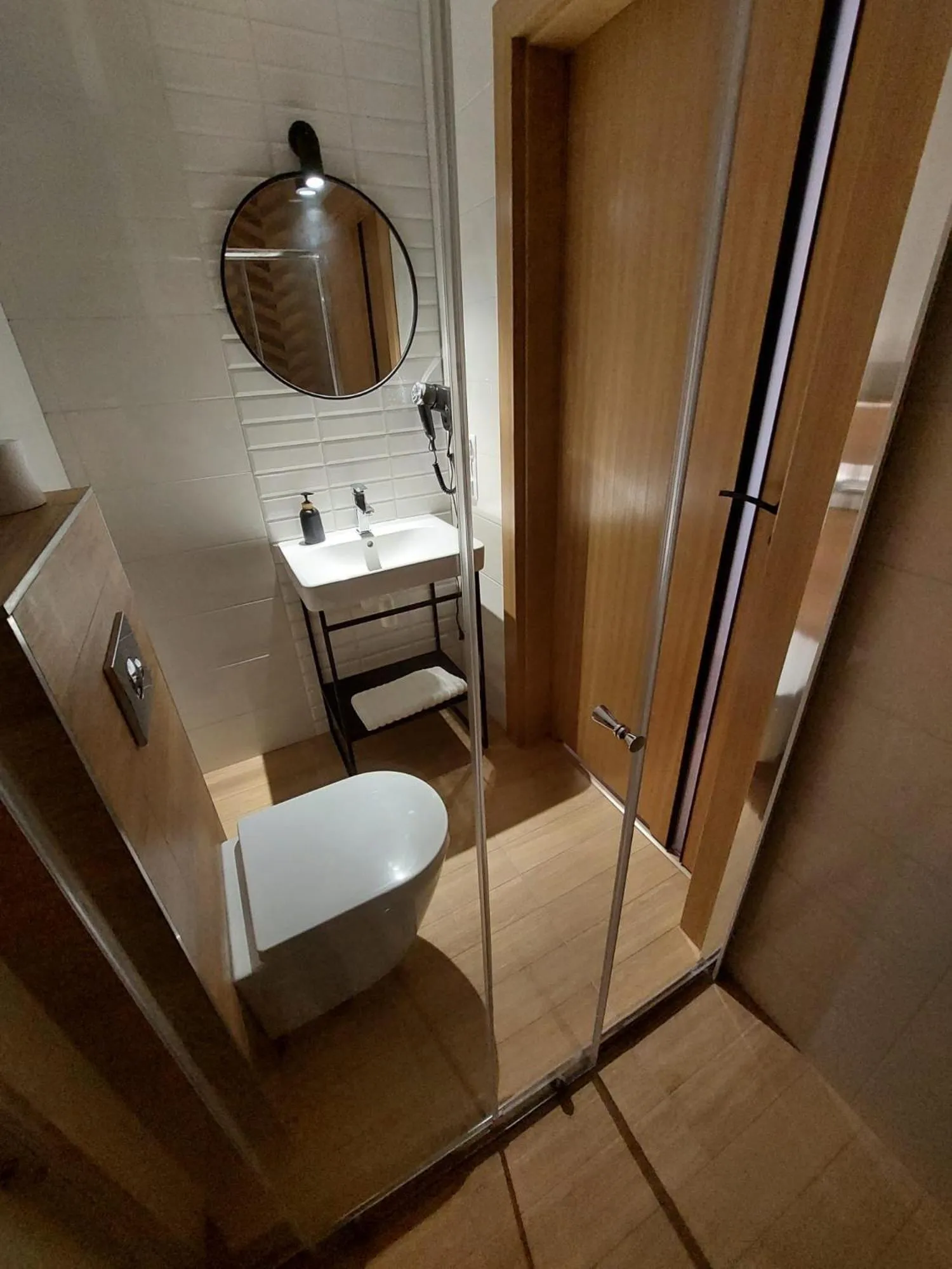 Shower in Good Sleep