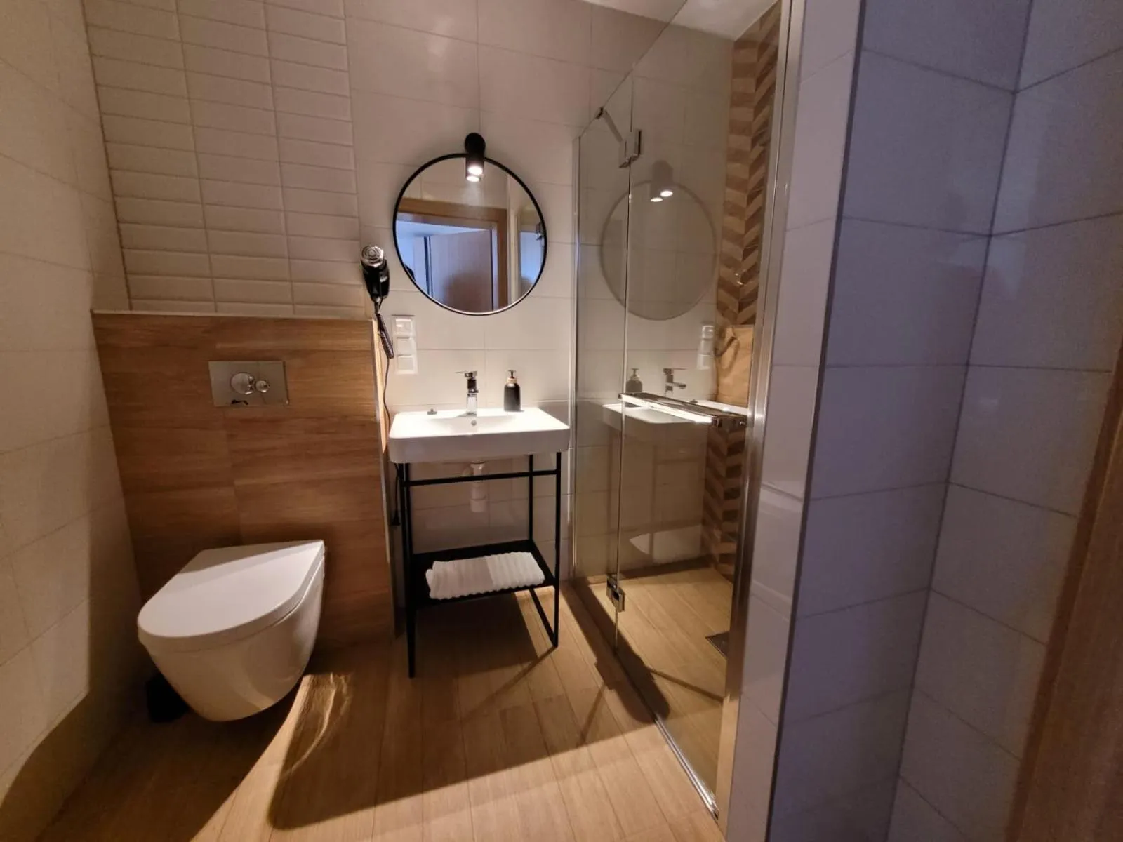 Bathroom in Good Sleep