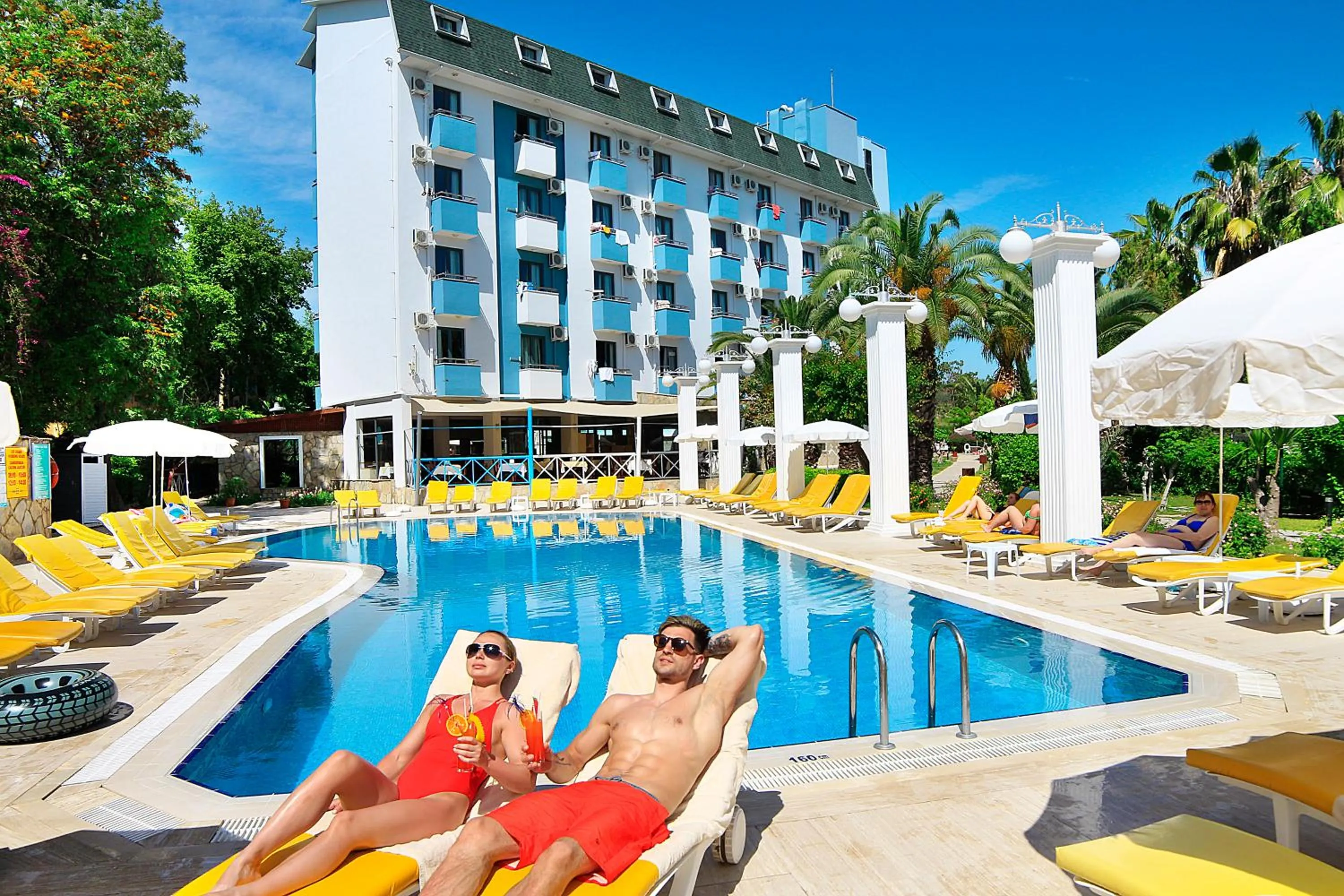 Swimming pool in CLUB AQUA PLAZA