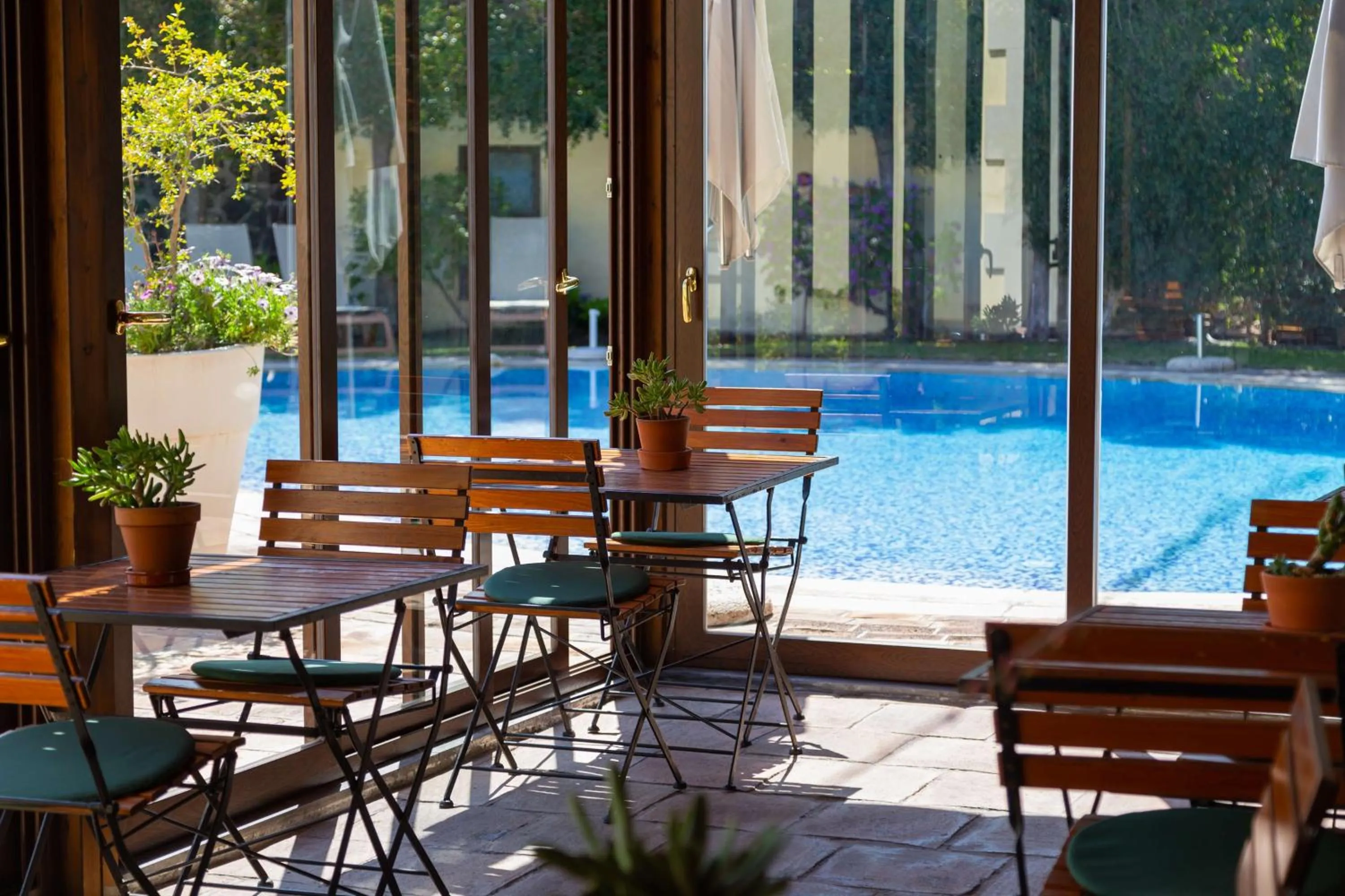 Pool view in Best Western Hotel Santa Caterina