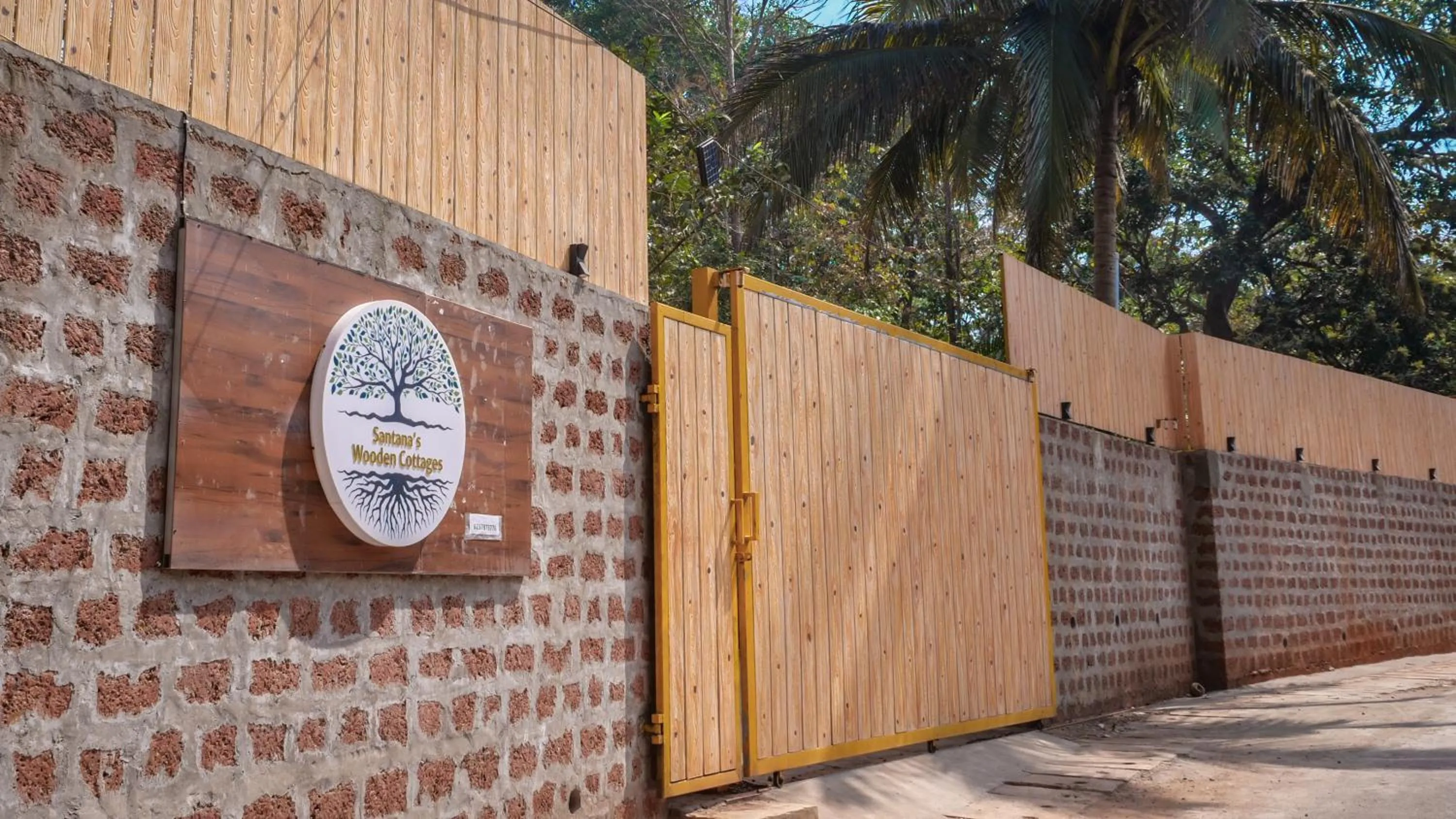 santanas wooden cottages