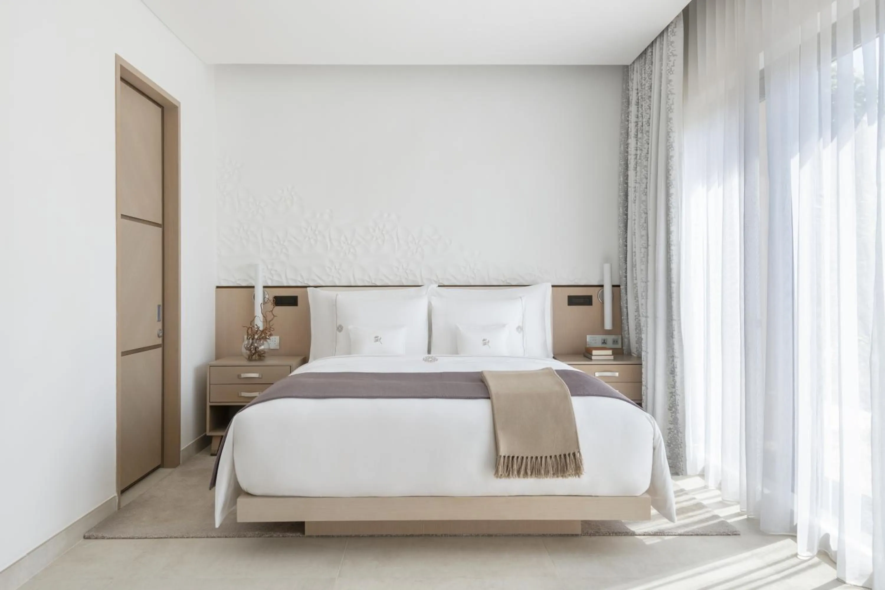 Bedroom, Bed in Zulal Wellness Resort by Chiva-Som