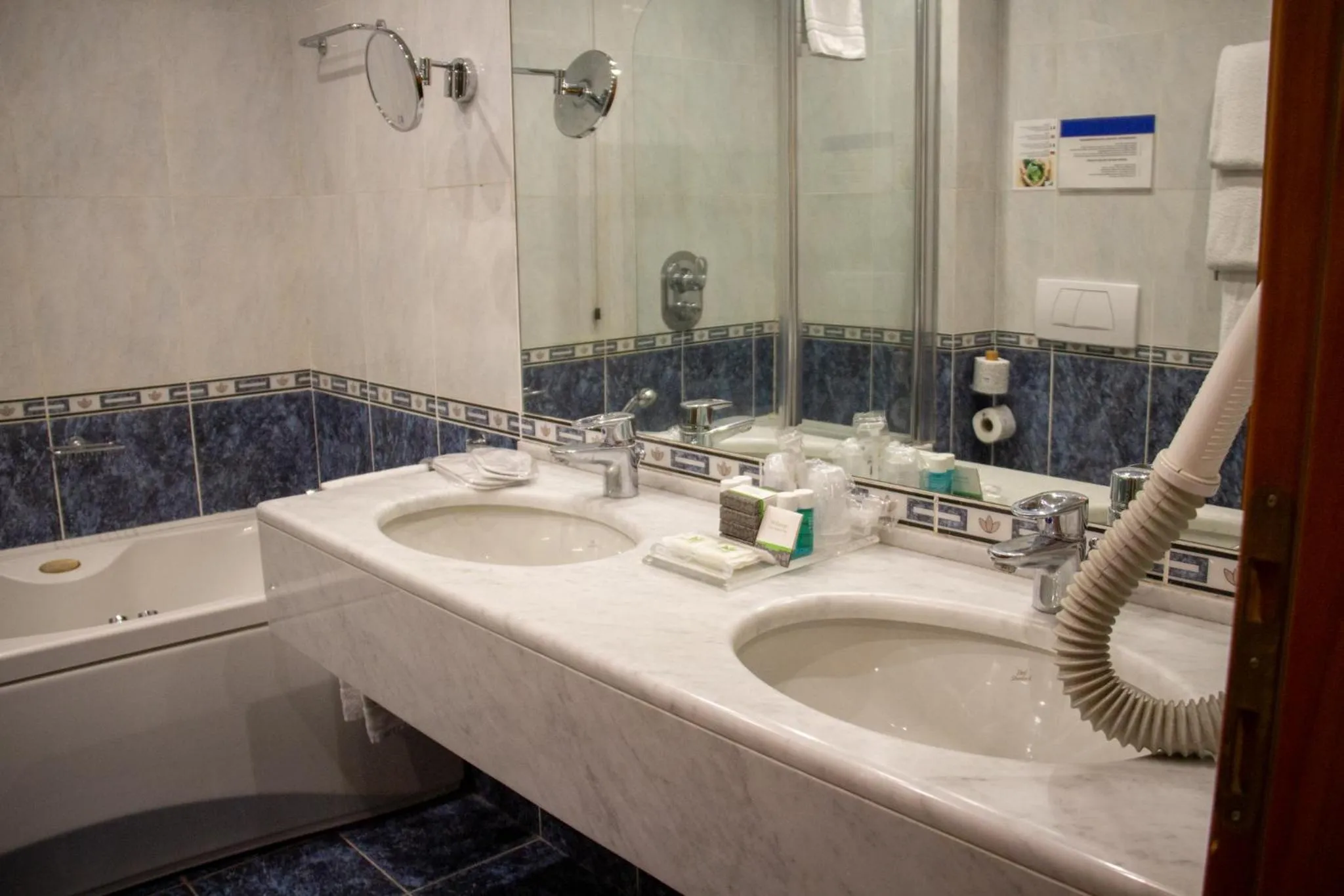 Bathroom in Pacific Hotel Fortino