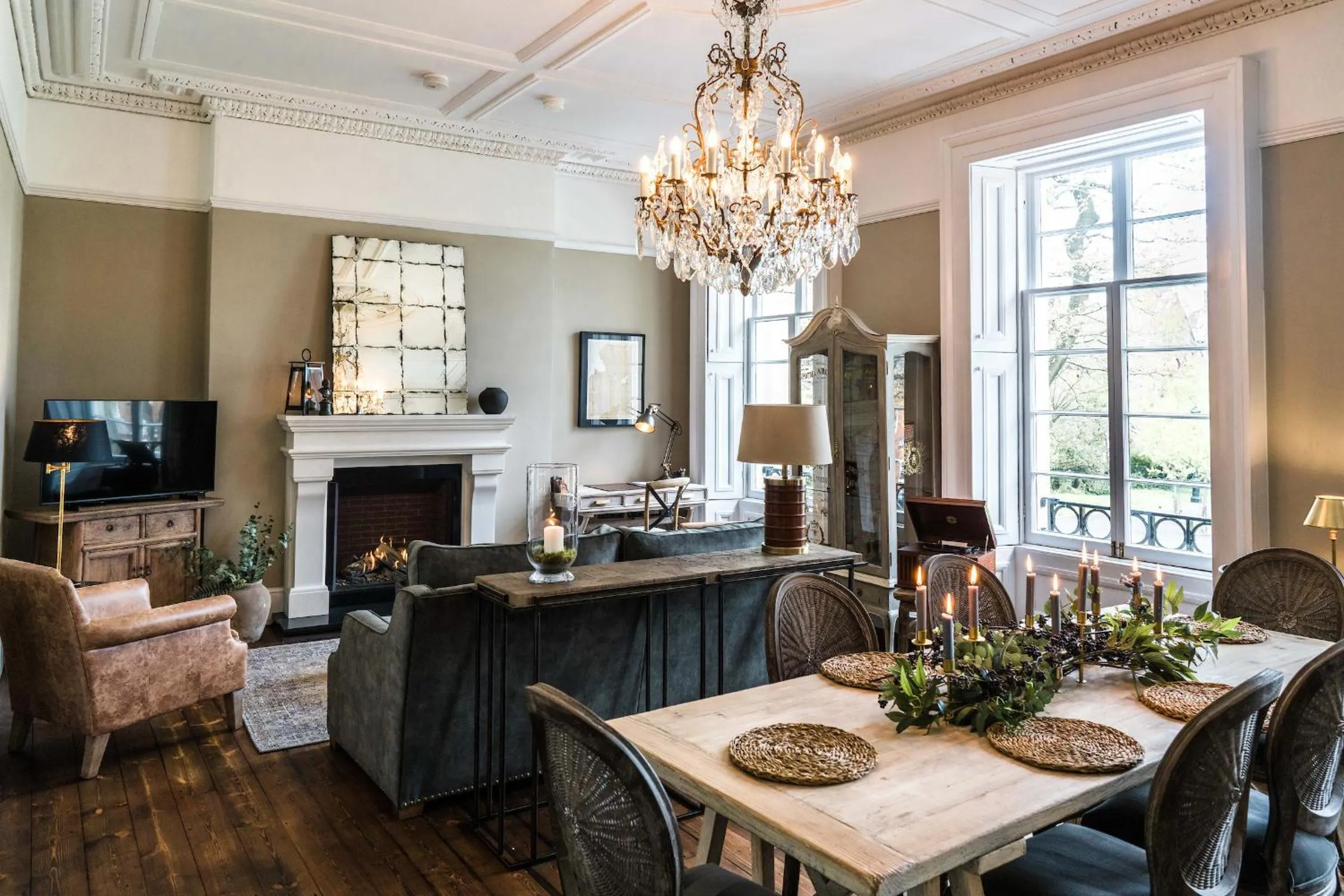 Living room in Regency House