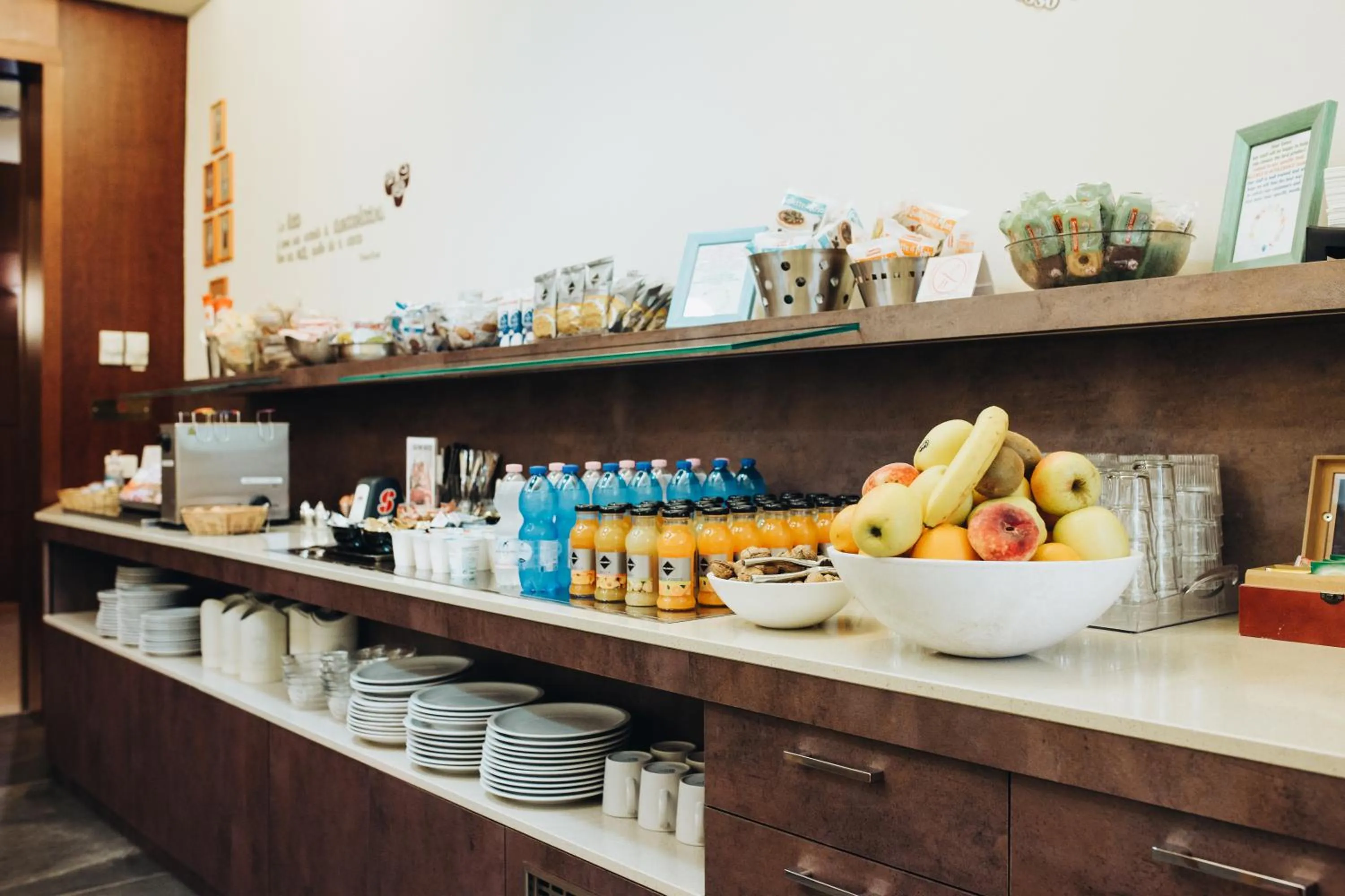 Food and drinks in Hotel Alan