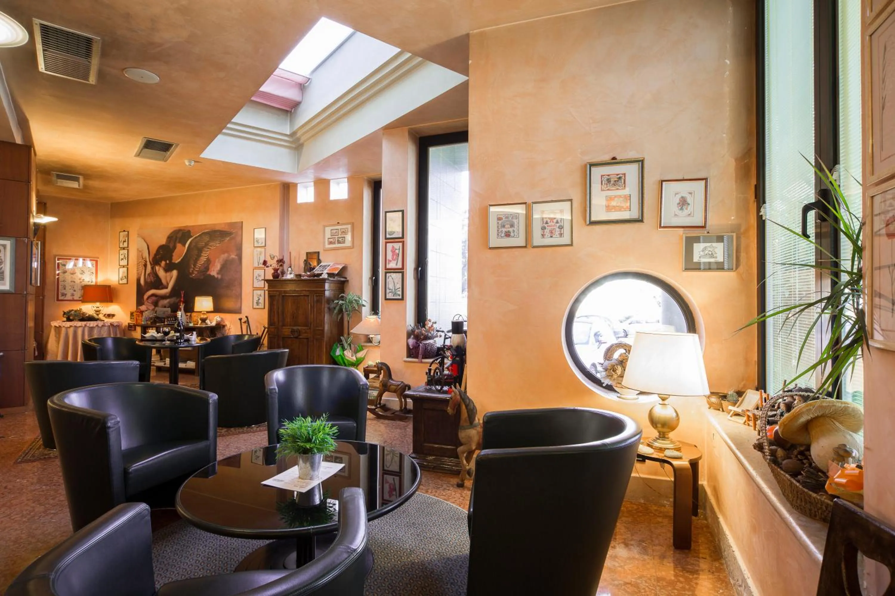 Lobby or reception in Hotel Alan