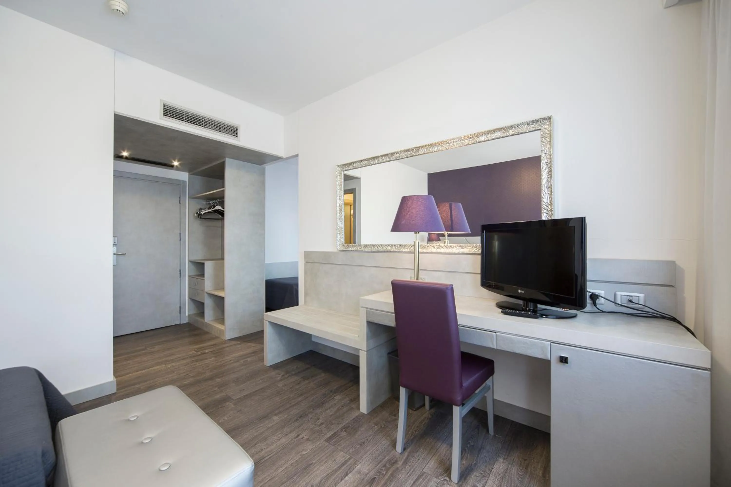 TV and multimedia in Hotel Alan