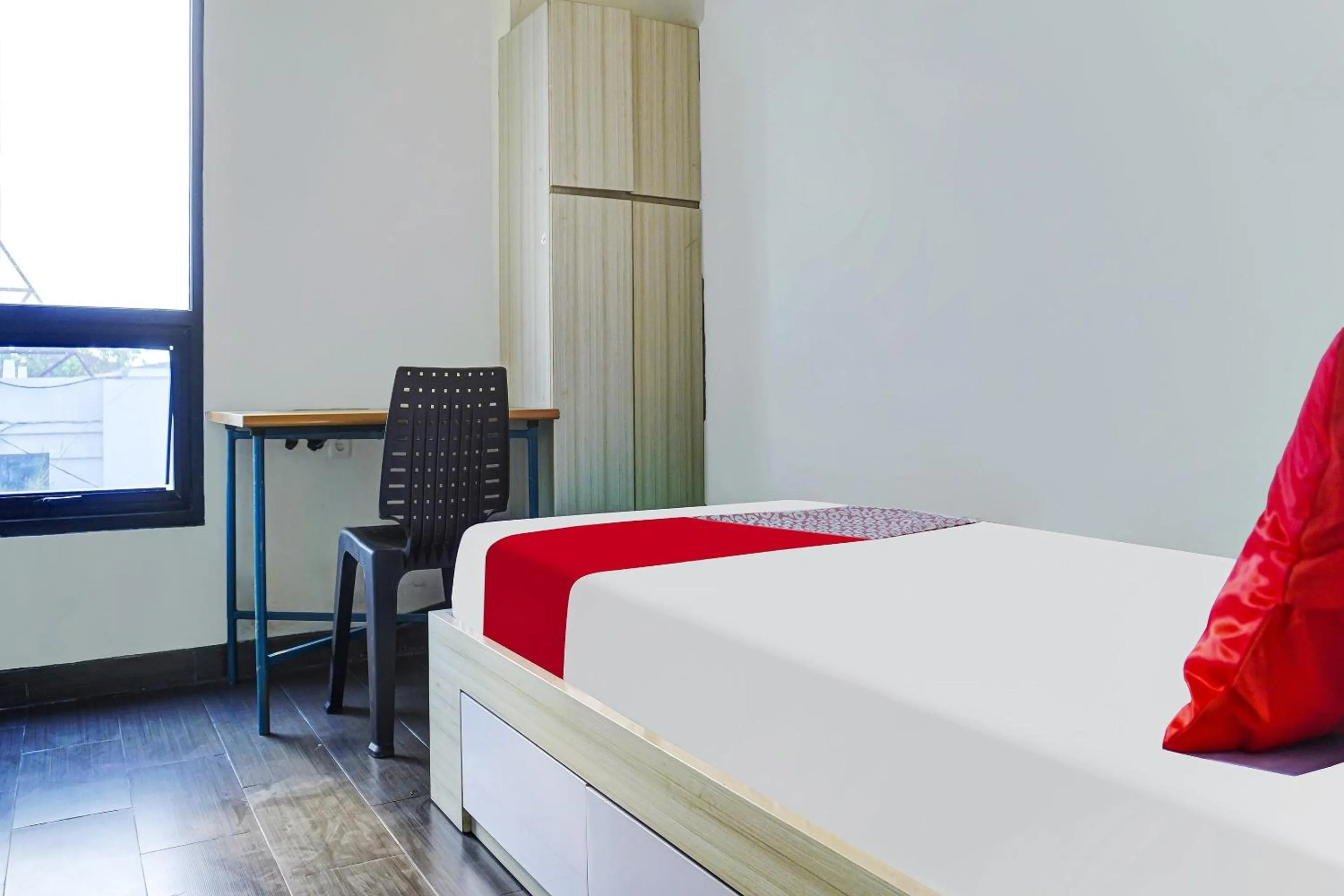 Bedroom in OYO Life 91205 Rindang Guesthouse Syariah