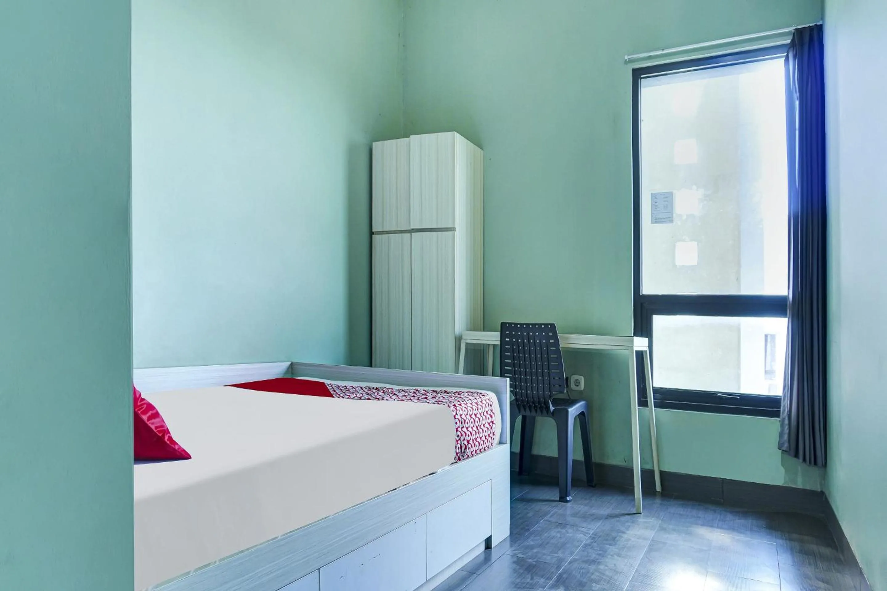 Bedroom in OYO Life 91205 Rindang Guesthouse Syariah