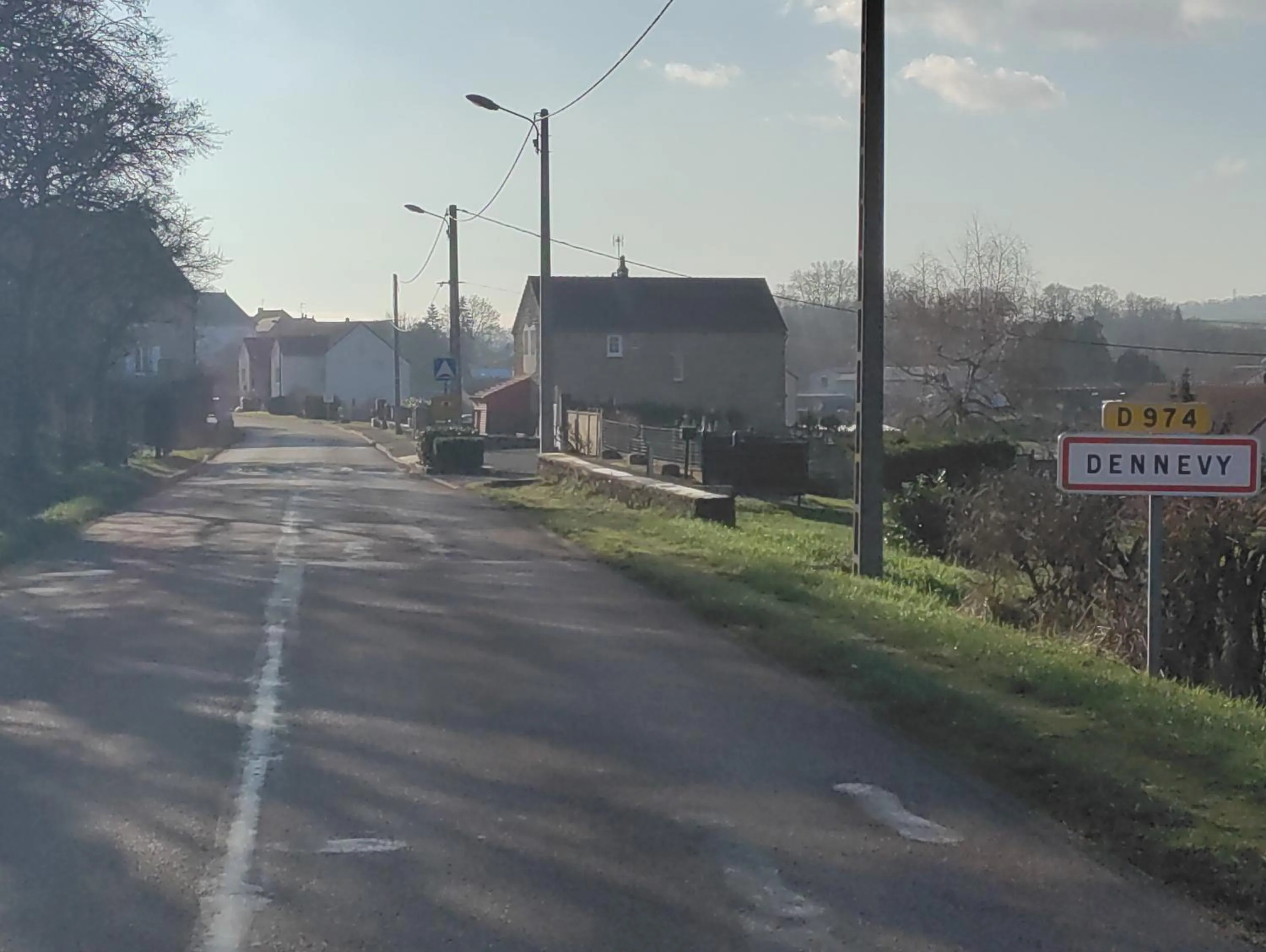 Street view in Calme au Canal de Centre