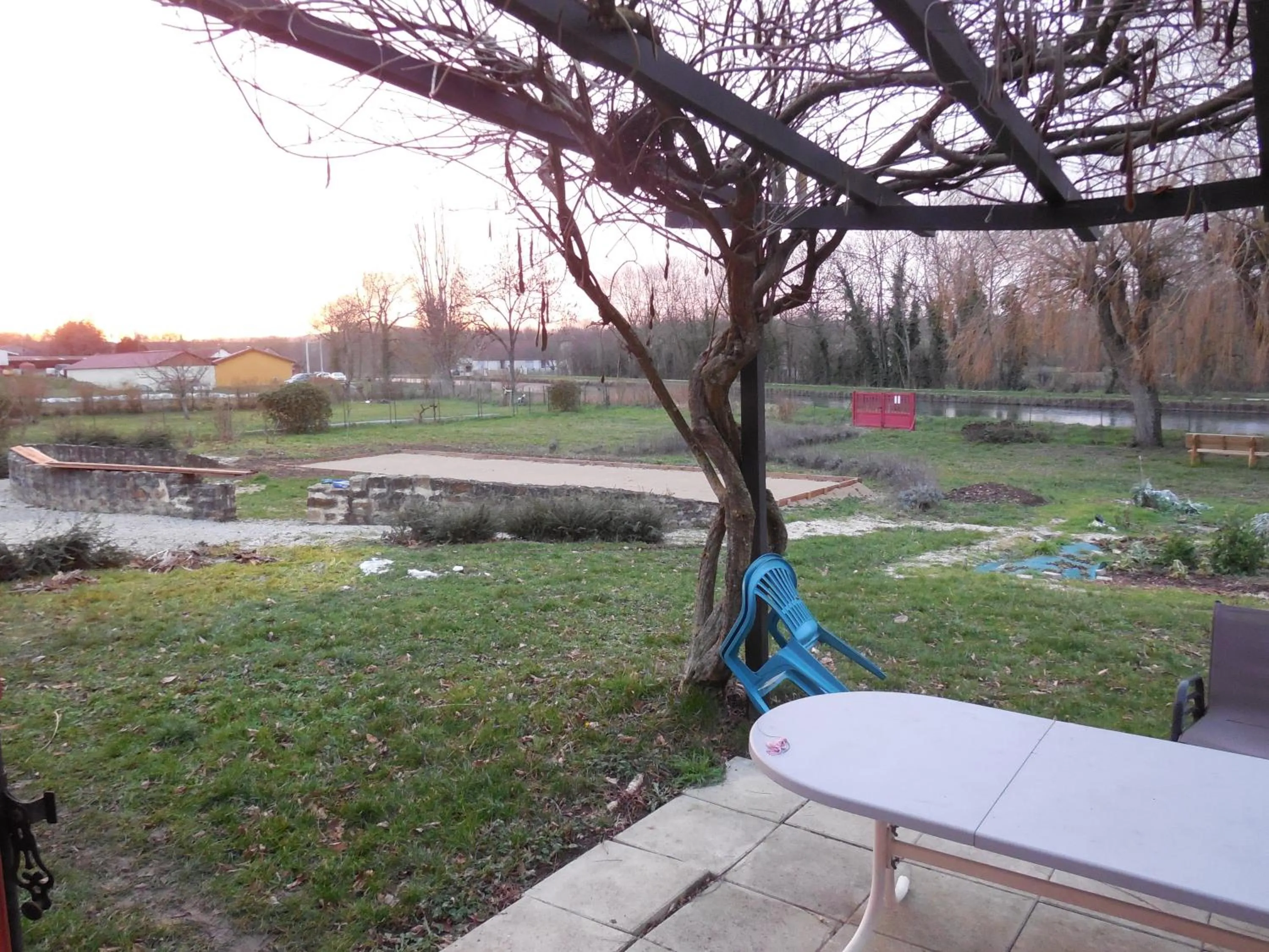 Natural landscape in Calme au Canal de Centre