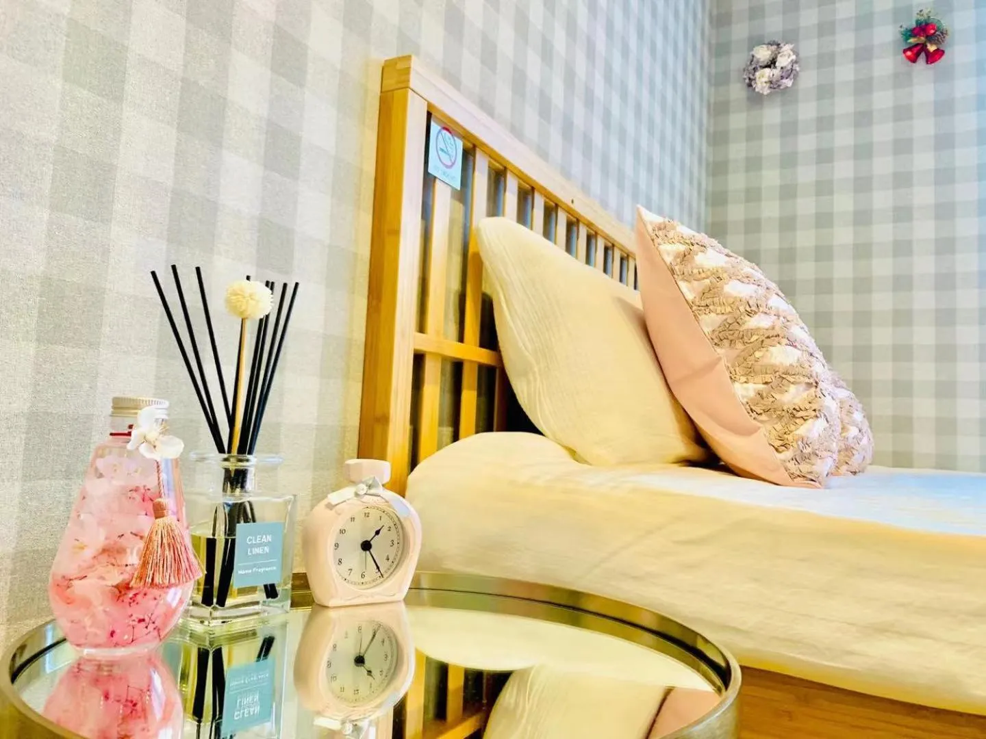 Decorative detail, Bed in TIME SHARING STAY Ikebukuro