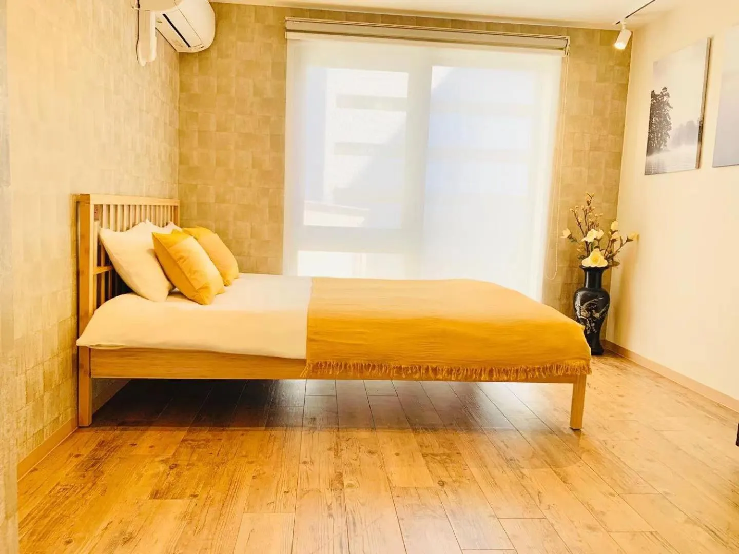 Decorative detail, Bed in TIME SHARING STAY Ikebukuro