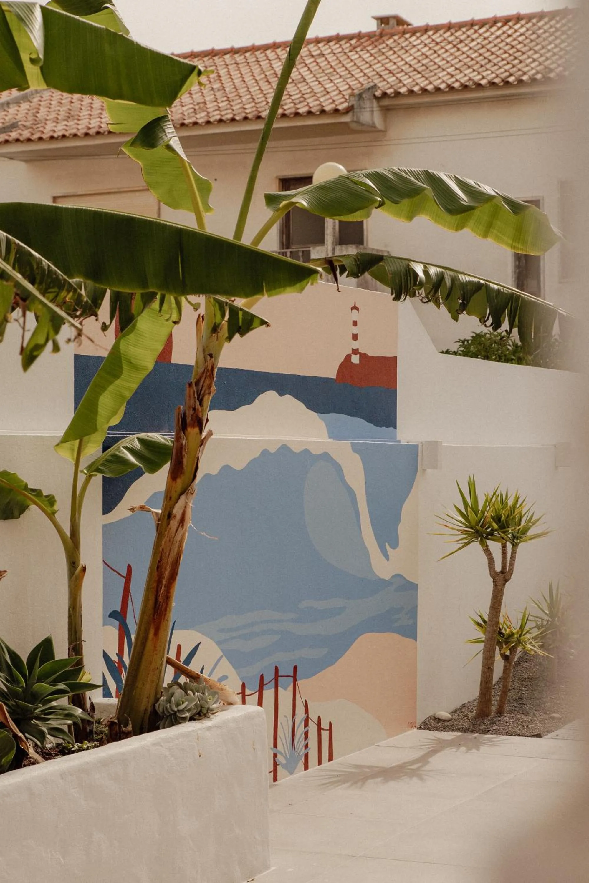 SUPERTUBOS HOUSE Peniche