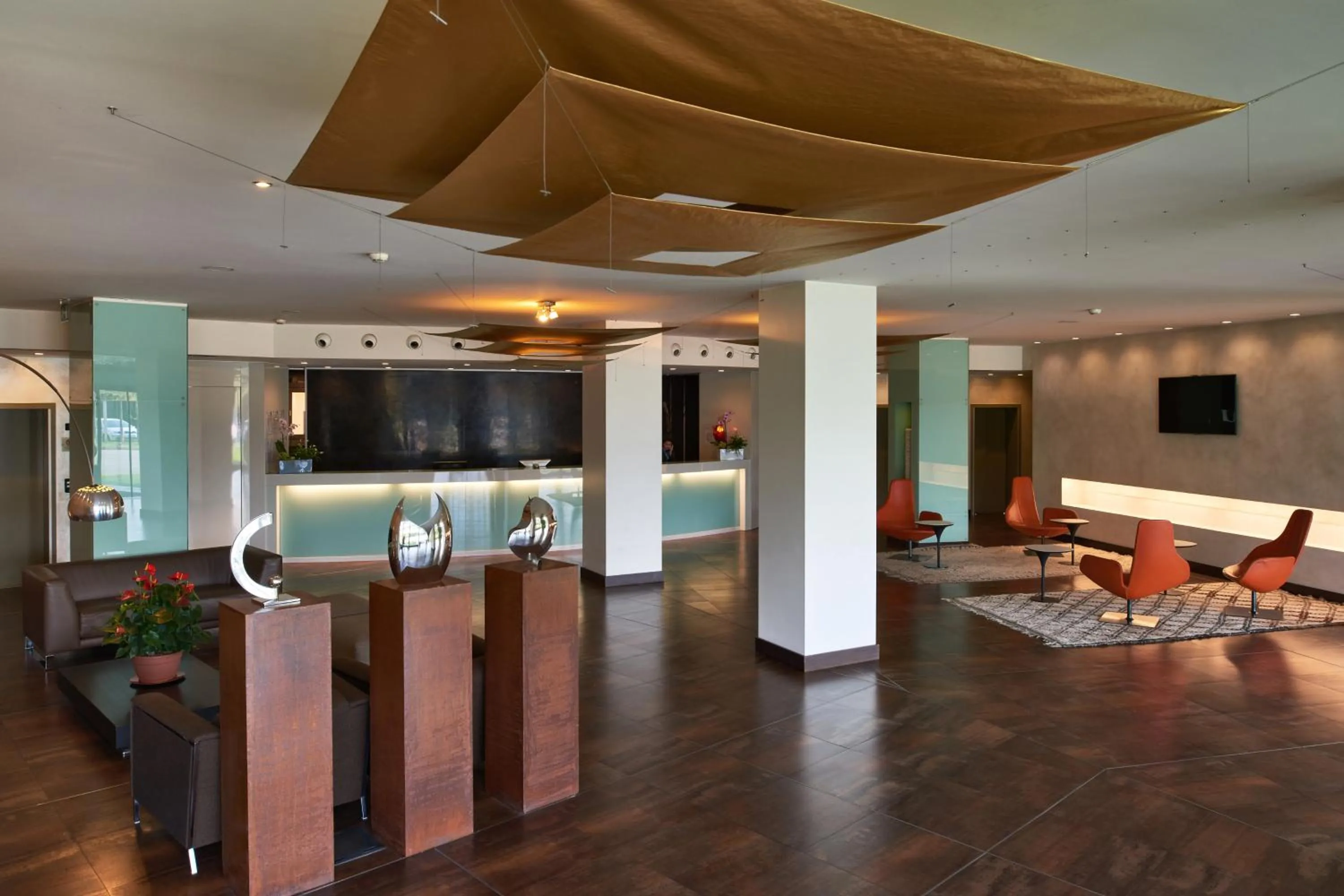 Lobby or reception in Hotel Cruise