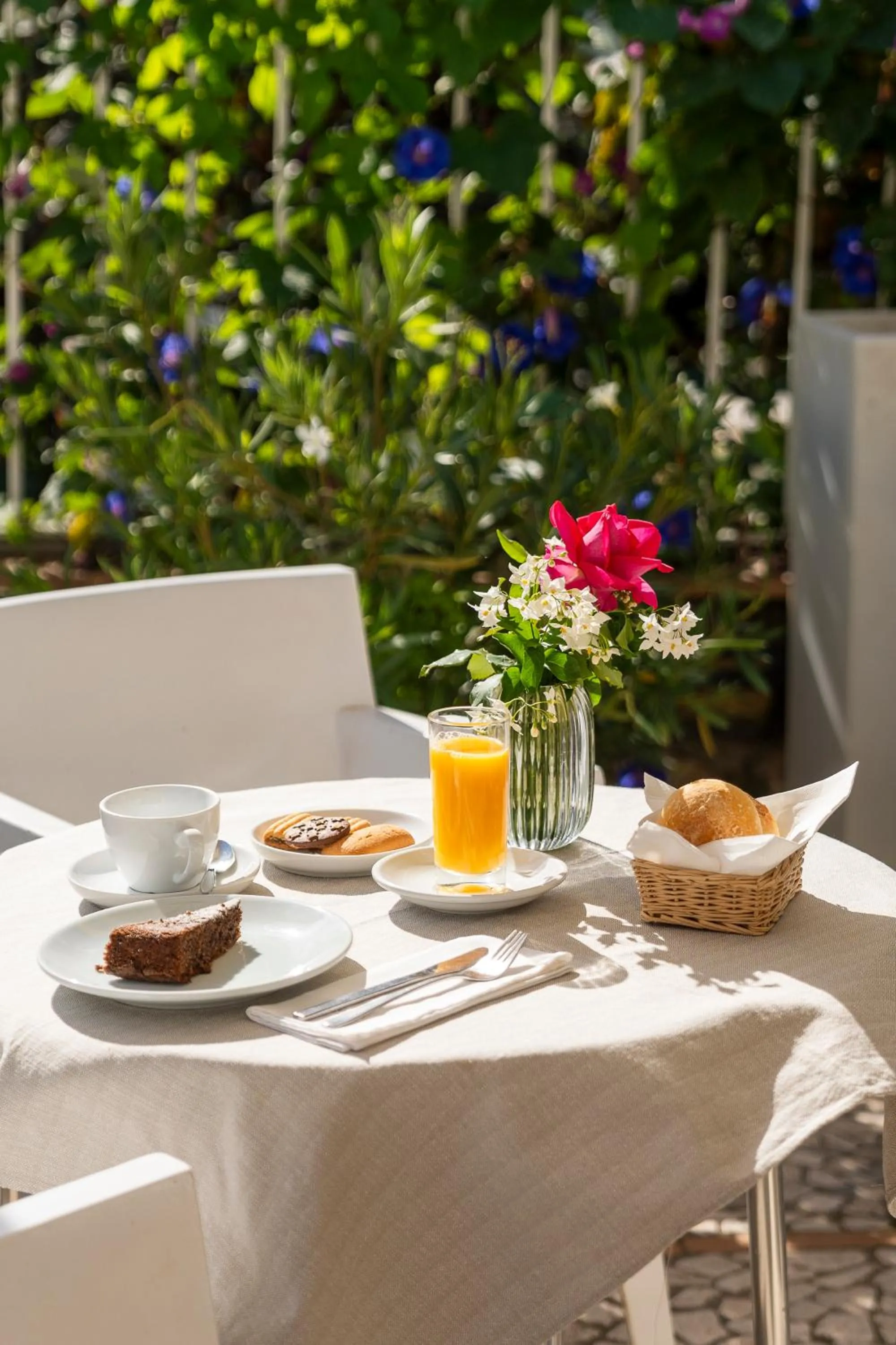 Breakfast in Hotel Senaria