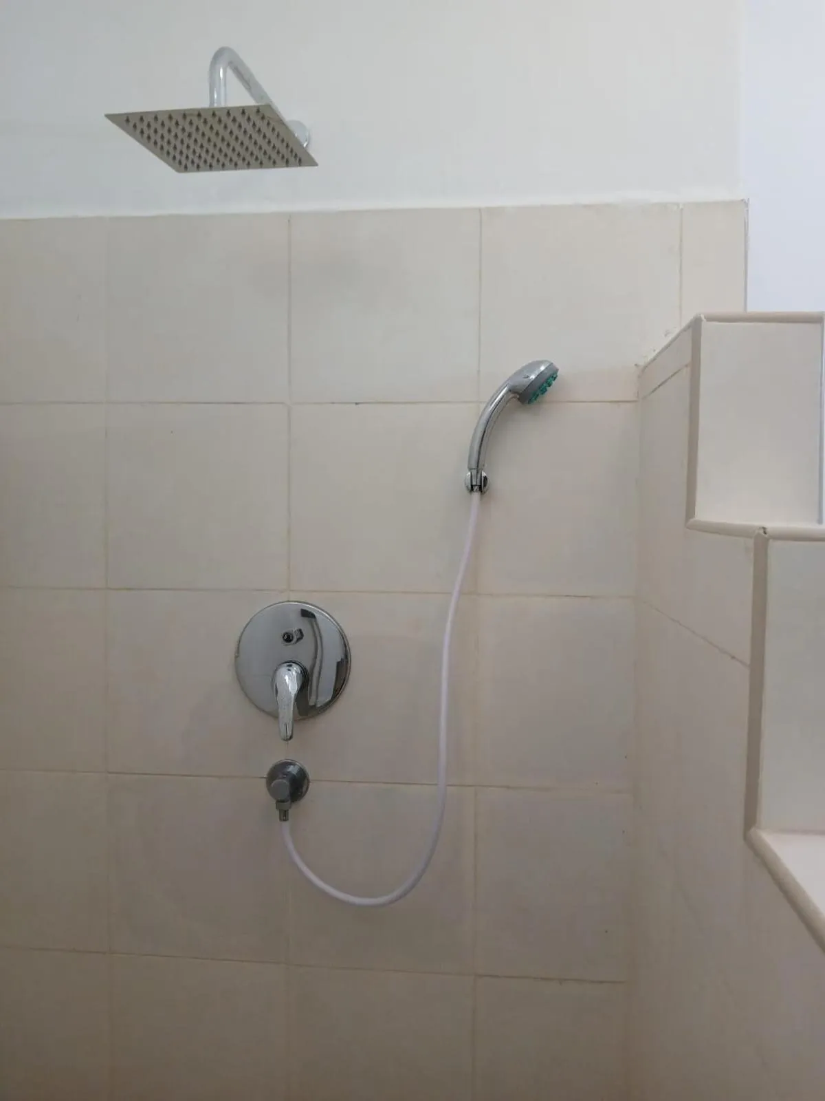 Bathroom in Safari Beach Hotel