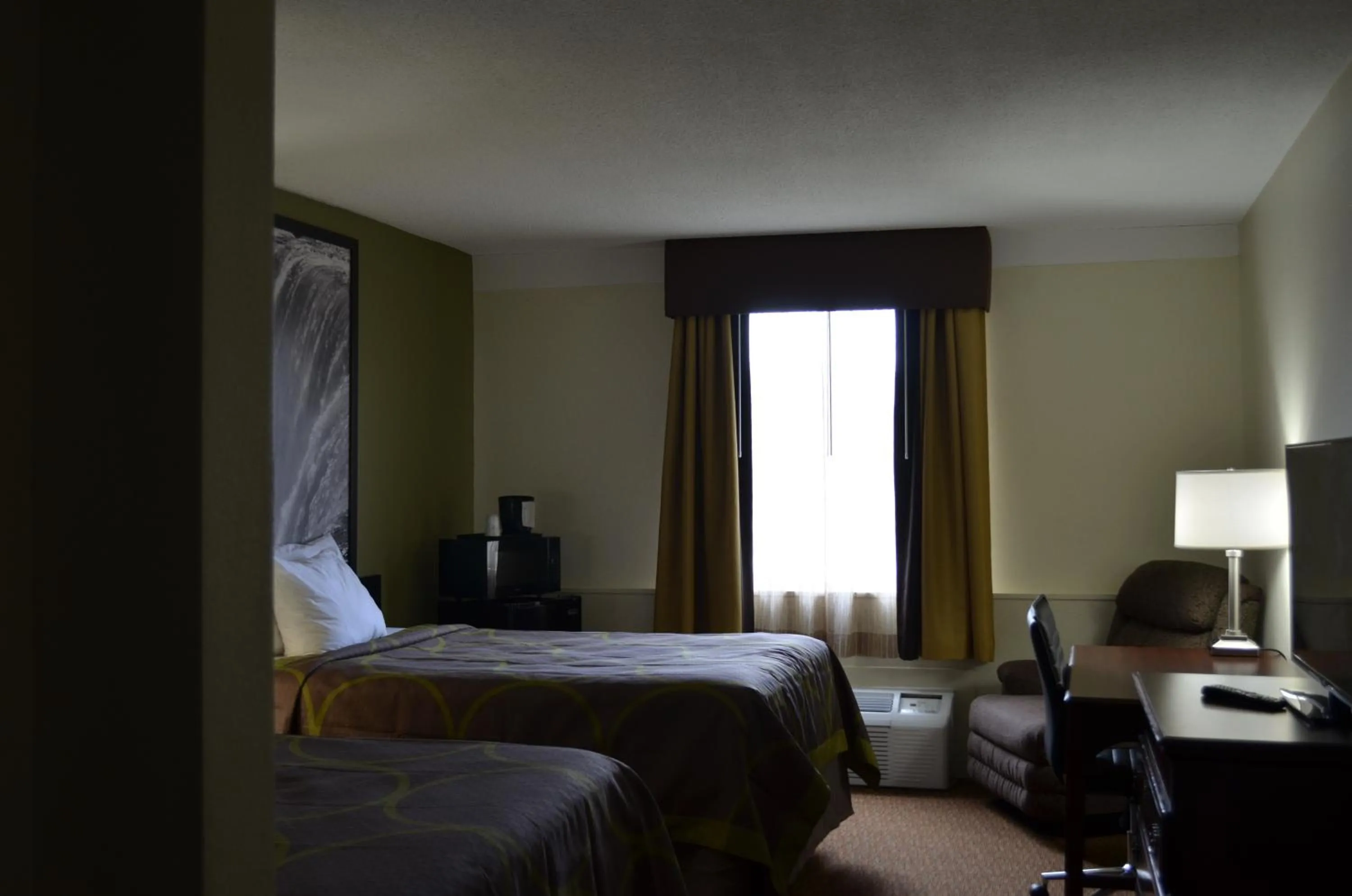 Bed in Super 8 by Wyndham Hamburg