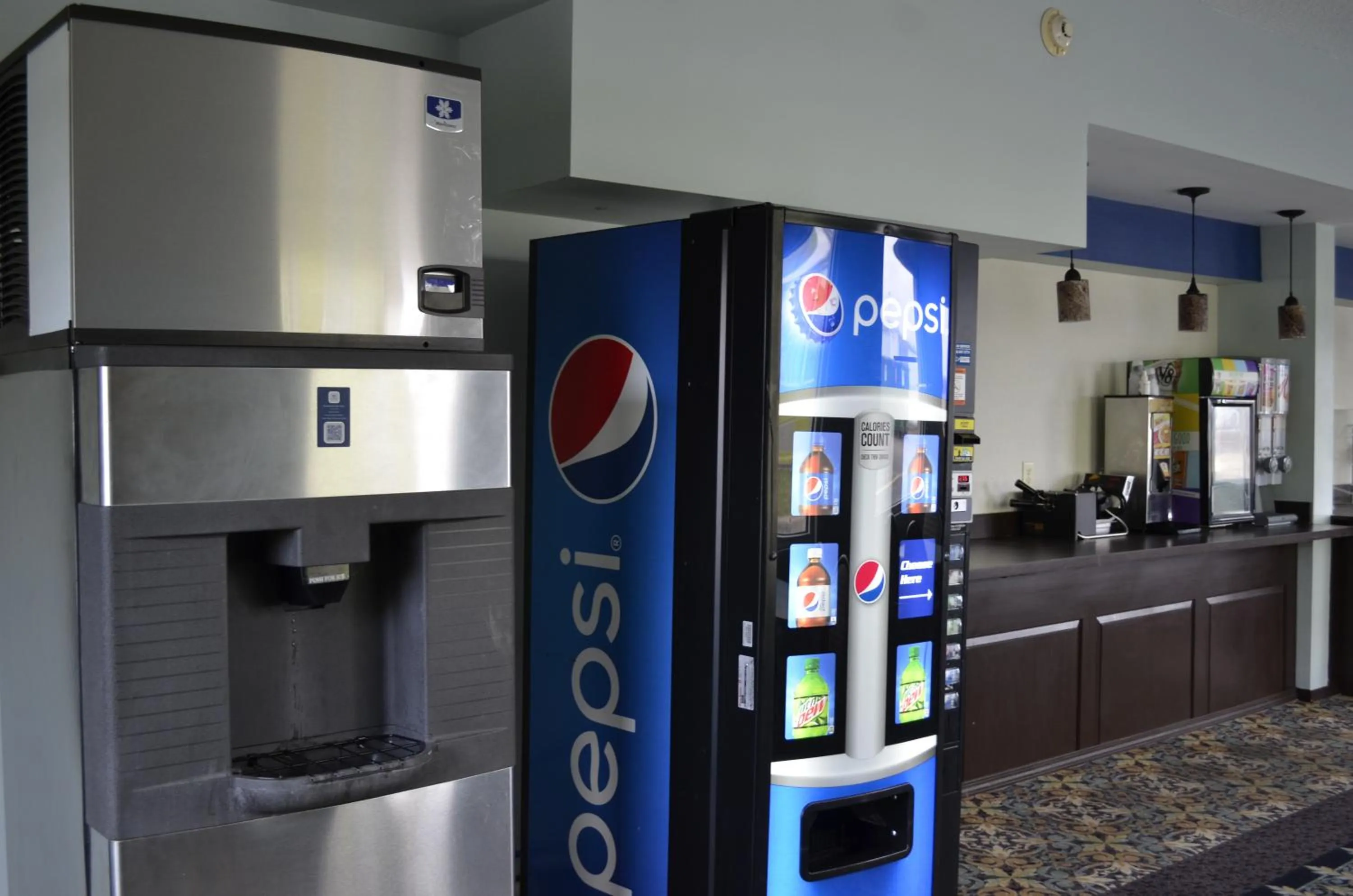 vending machine in Super 8 by Wyndham Hamburg