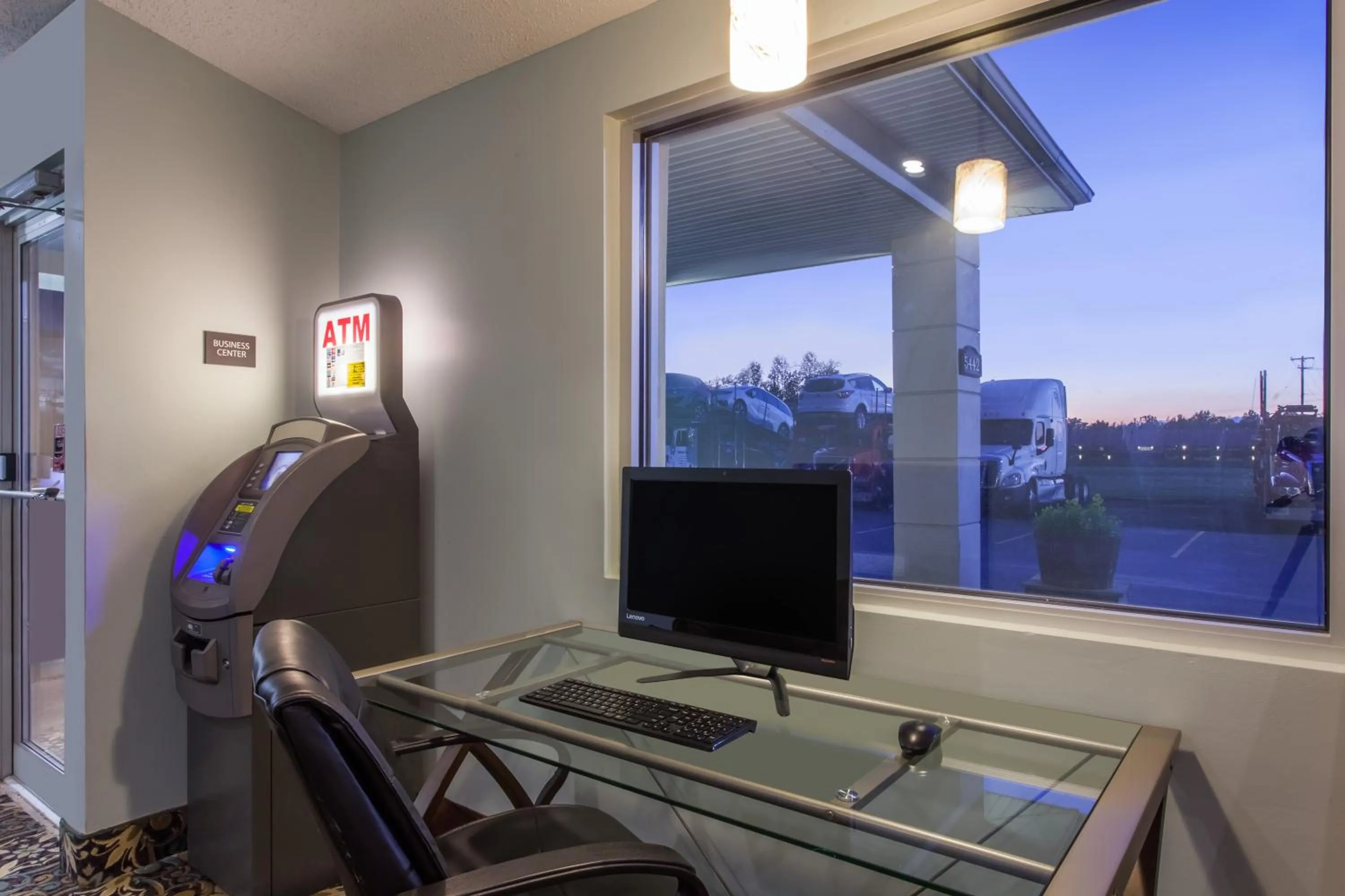 Business facilities in Super 8 by Wyndham Hamburg