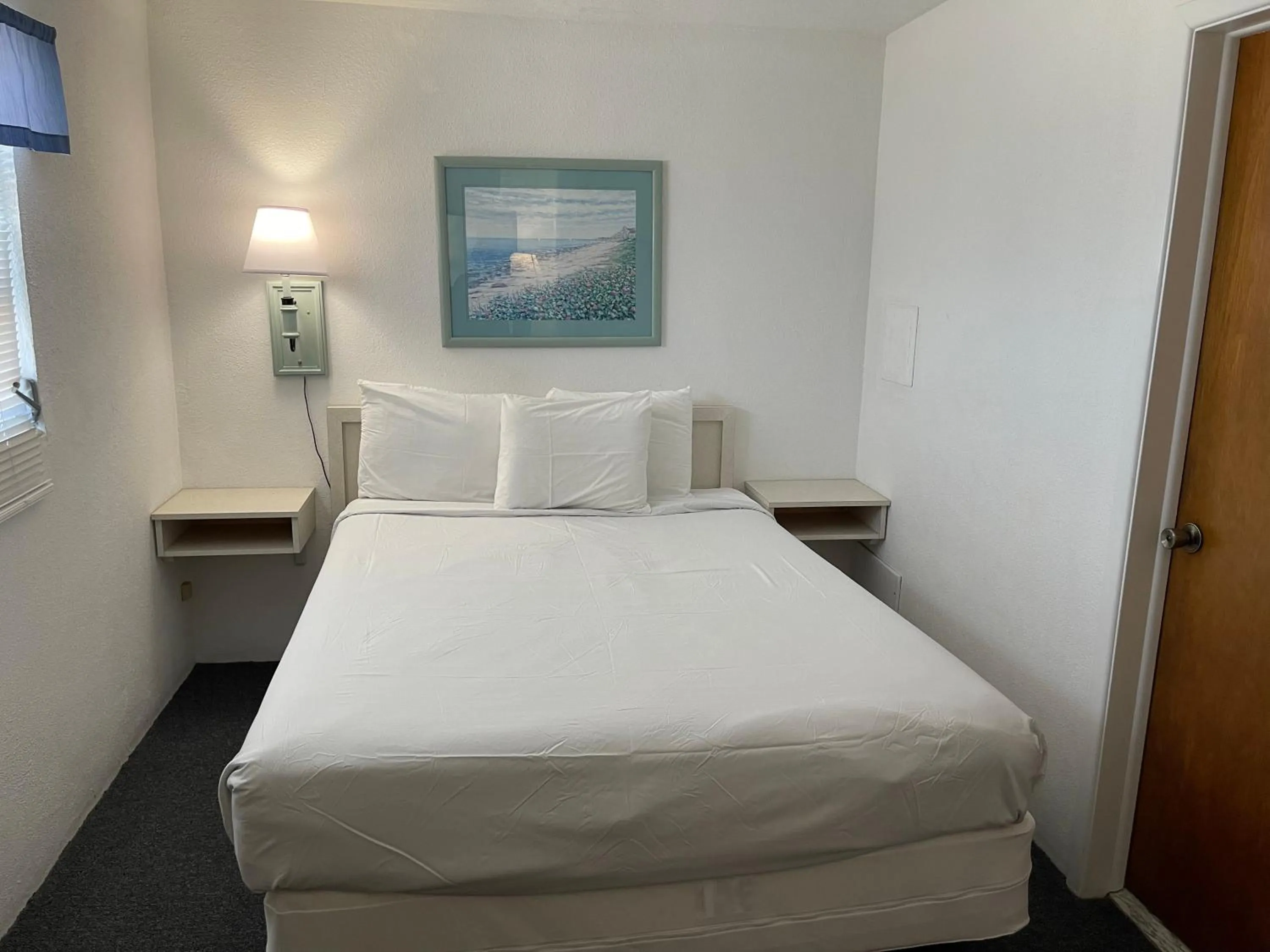 Bed in Bel Air Motel Wildwood Crest Beach