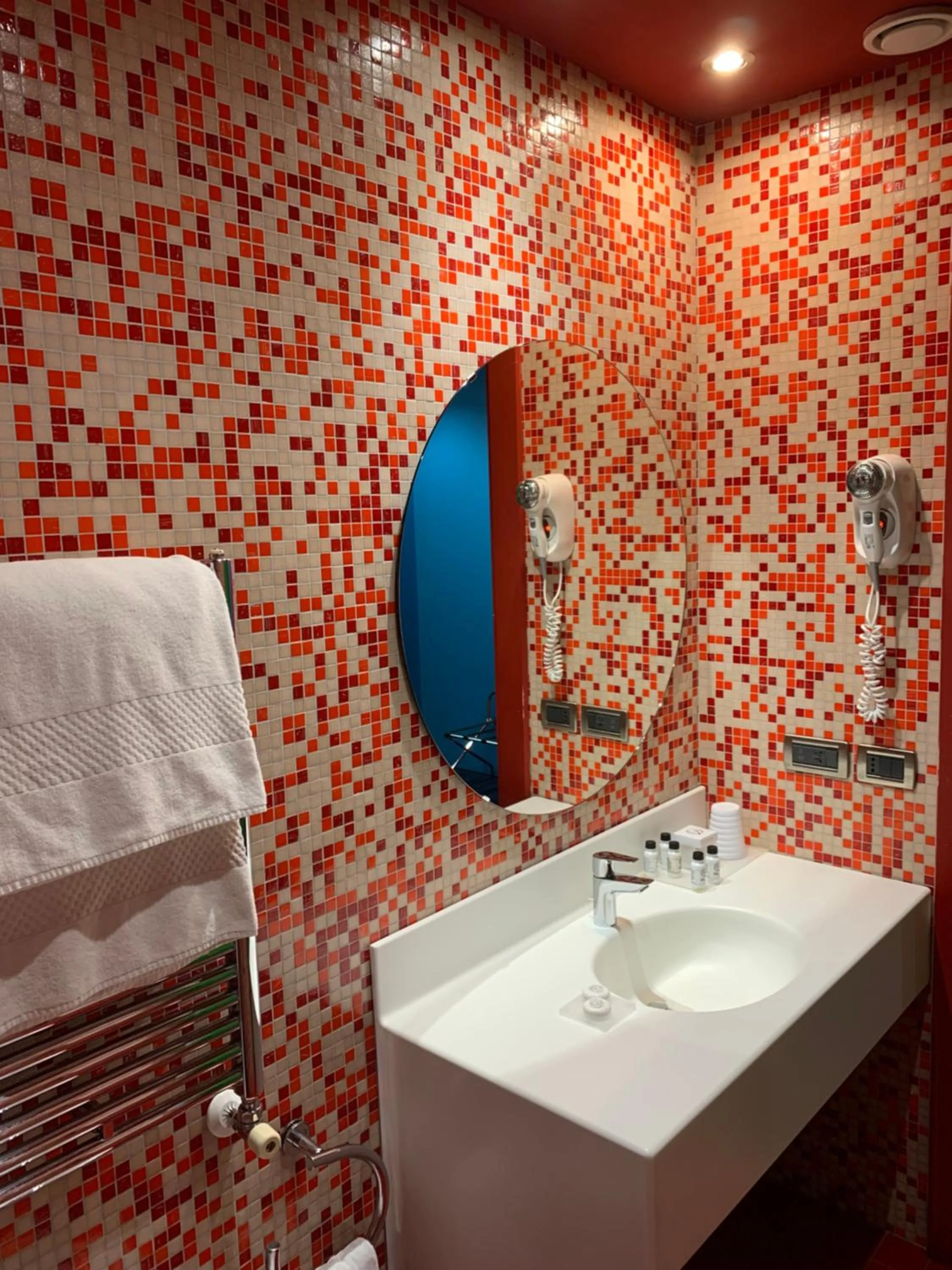Bathroom in Hotel Abitart