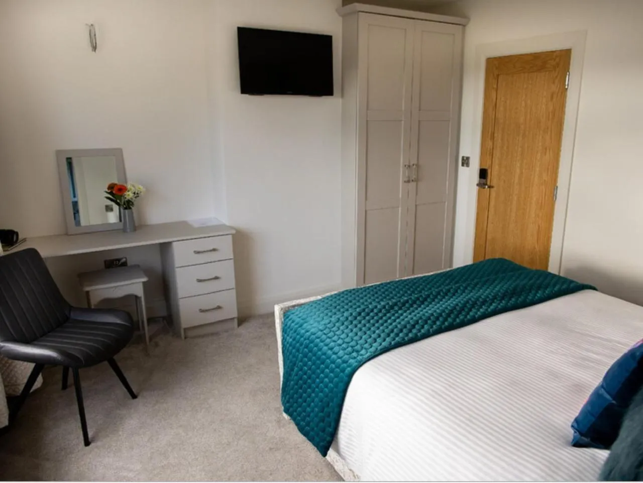 Bed in Ashwoods House