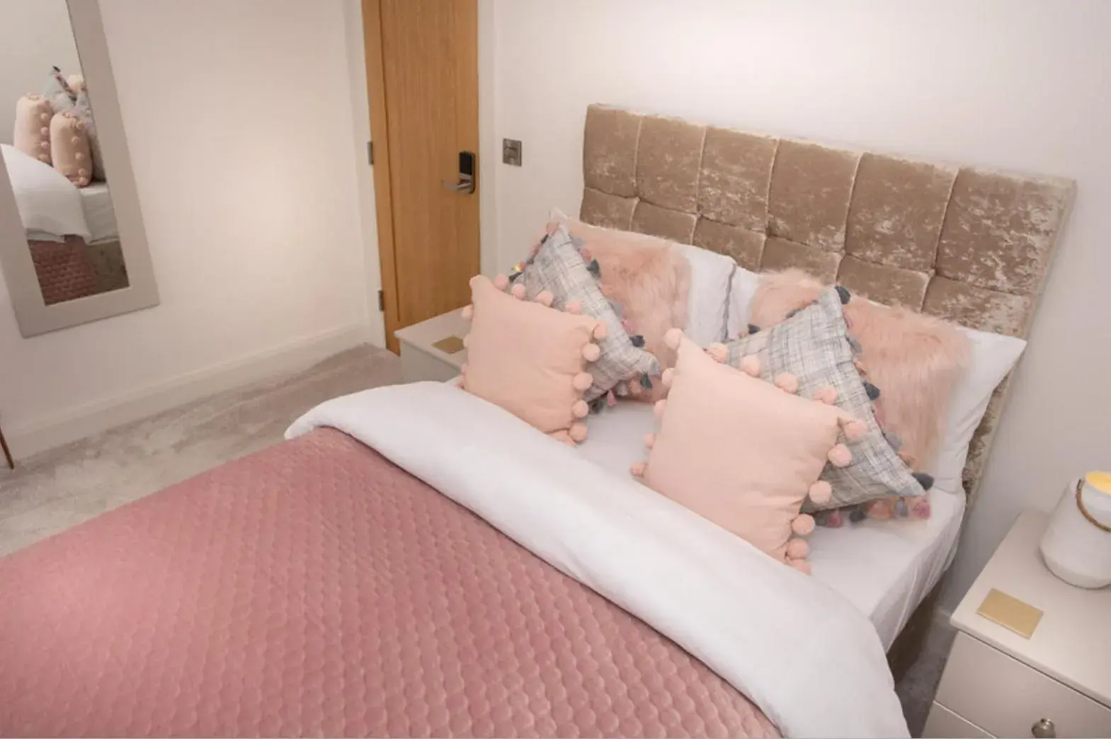 Double Room - single occupancy in Ashwoods House Double Room - single occupancy in Ashwoods House